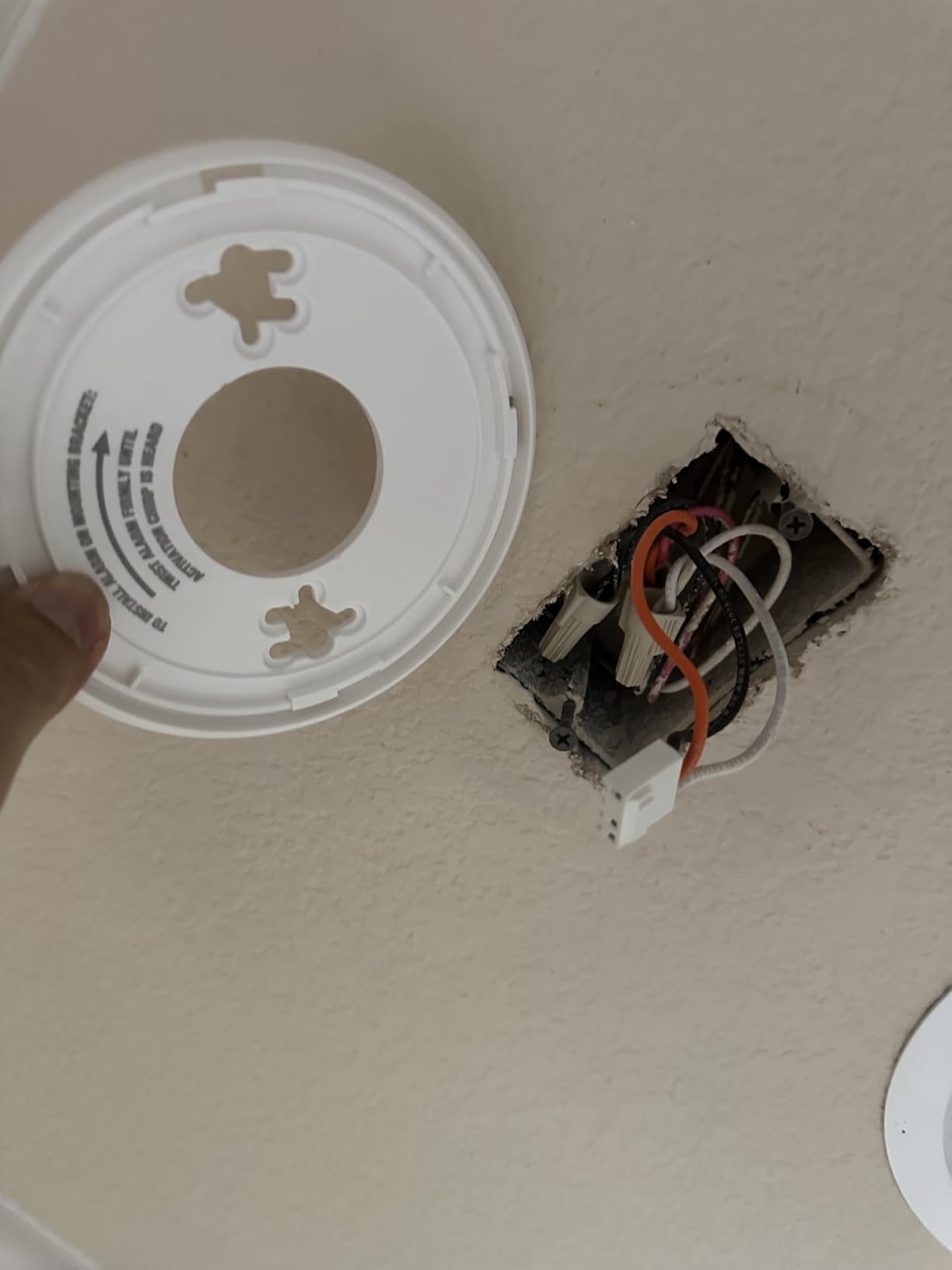 First Alert Hardwire Smoke Alarm with 10-Year Battery Backup & LED Light customer photo 2