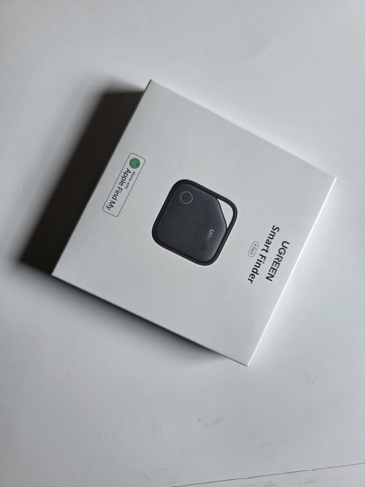 UGREEN FineTrack Air Tracker Tags (iOS Only) 4 Pack Key Finder | Bluetooth Tracker 2-Year Replaceable Battery Compatible with Apple Find My for Keys, Luggage [Apple Find My Certified] customer photo 2