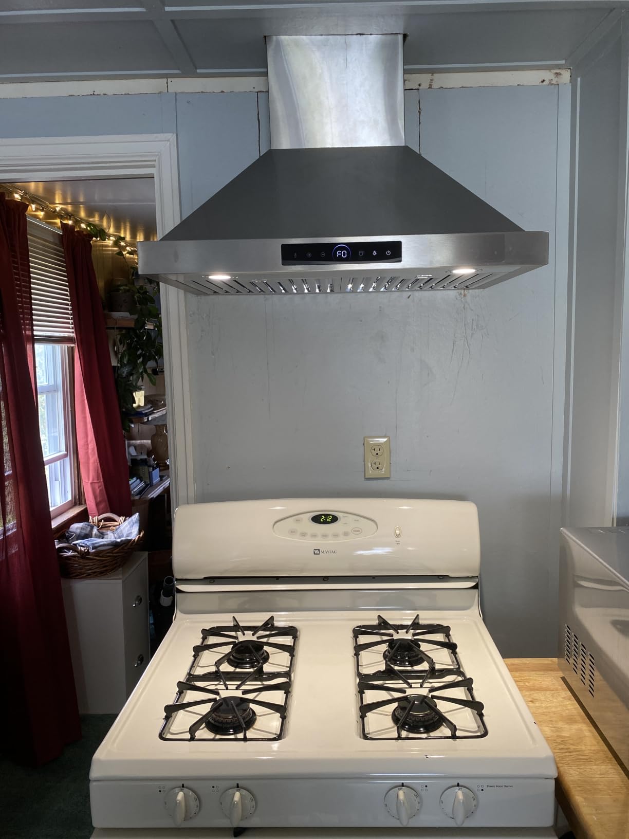 48 inch Range Hood Wall Mount, 1500 CFM Stainless Steel Stove Vent Hoods | 4-Speed Gesture Sensing & Touch Control, Ducted, 4 LED Lights, Time Setting, Dishwasher-Safe Baffle Filters, for Kitchen customer photo 2