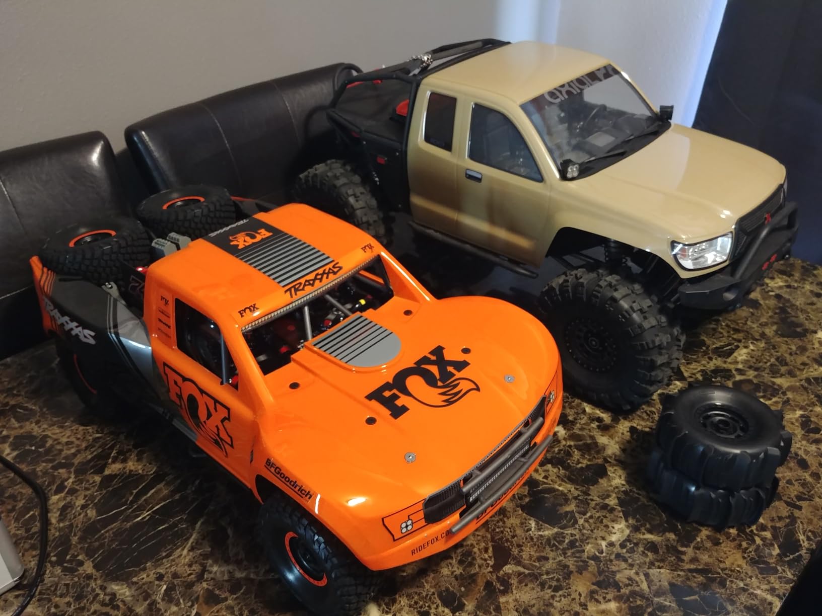 Traxxas Unlimited Desert Racer 4X4 Pro Scale Race Truck (Orange) customer photo 2