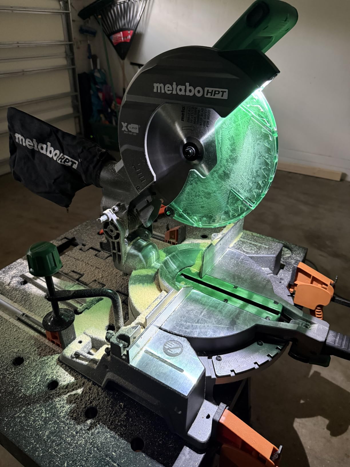 Metabo HPT 10-Inch Single Bevel Compound Miter Saw, 15-Amp Power Saw with Xact Cut Shadow Line, Precision Miter Angles, Single Bevel 0-45°, 40T TCT Miter Saw Blade, Lightweight Design, C10FCG2 customer photo 1