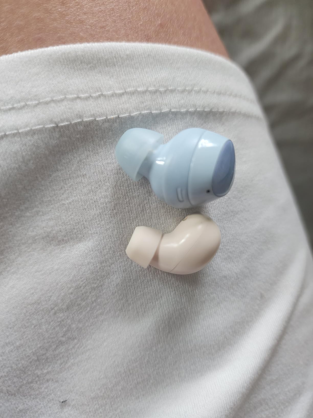 Yihou Invisible Small Mini Sleep Earbuds Headphones Wireless Bluetooth customer photo 1