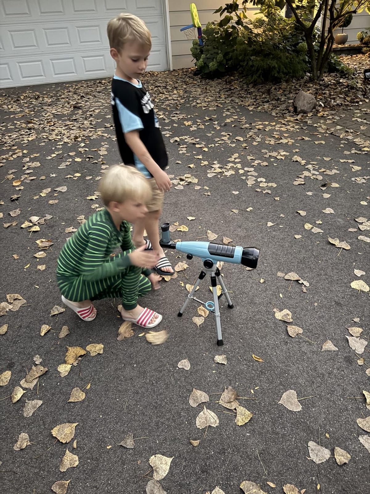 Educational Insights GeoSafari Starview Telescope customer photo 1