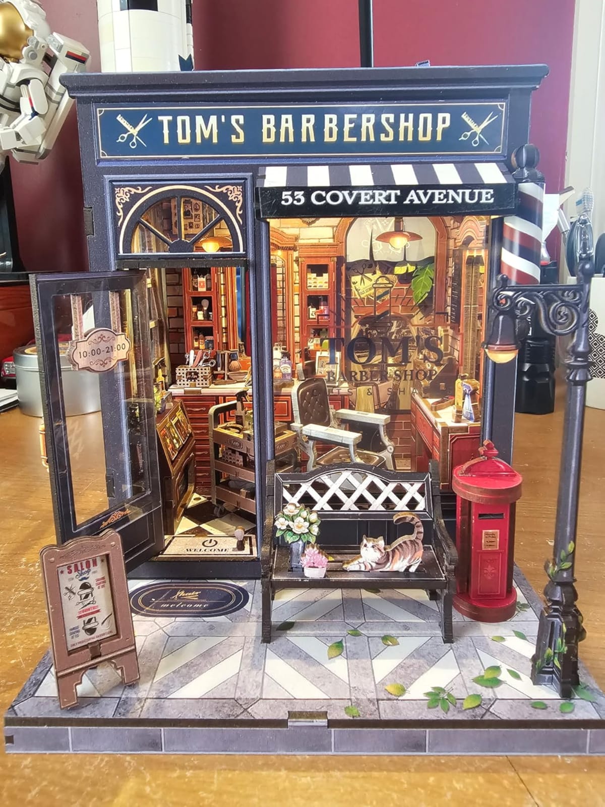 CUTEBEE Book Nook Kit - DIY Miniature House Dollhouse Kit for Adults, Gallery Bookstore customer photo 1