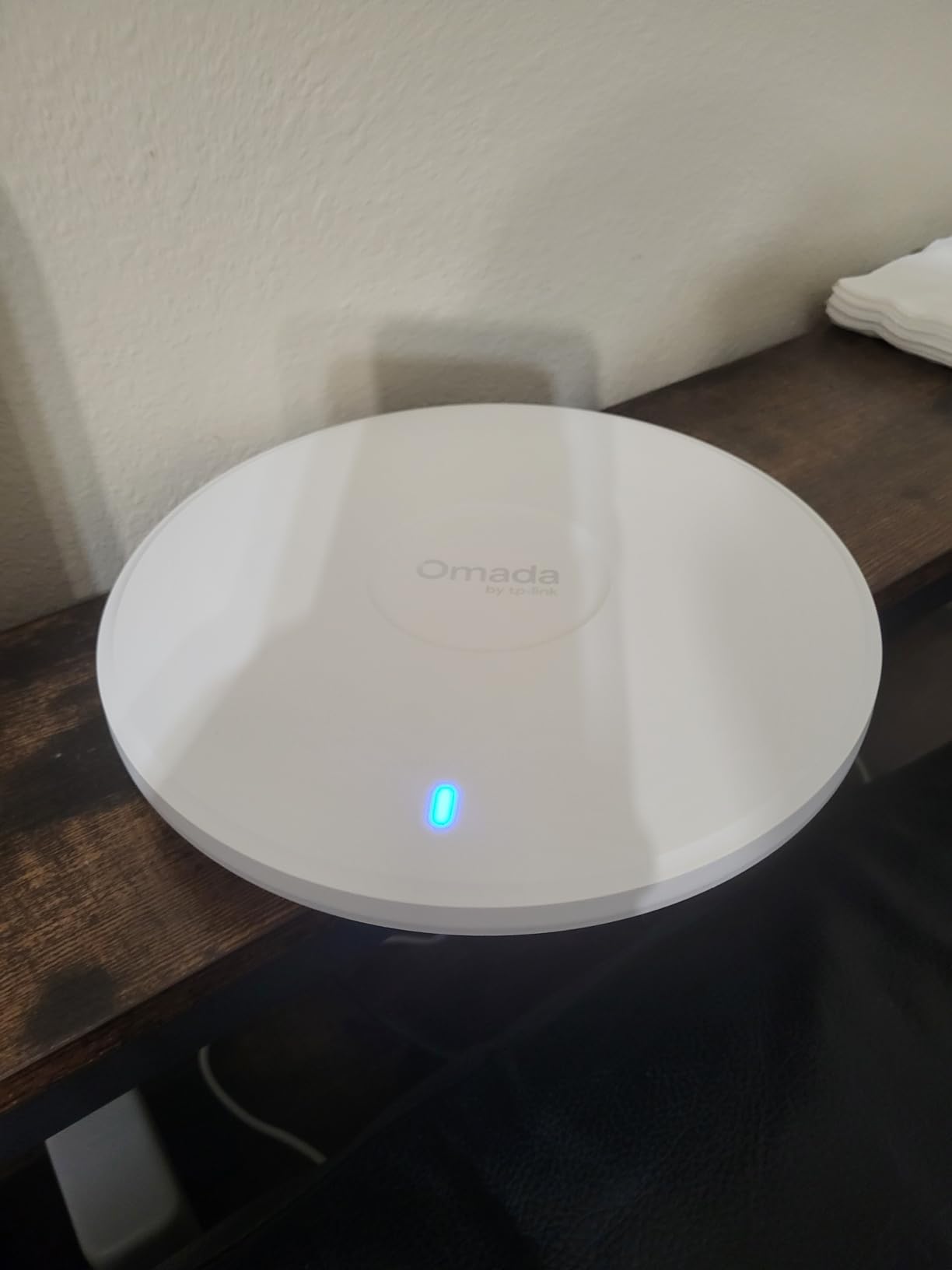 Omada 7 Pro BE11000 Wireless Access Point, 2.5G Port, w/DC Adapter(EAP770) | WiFi 7 Tri-band, 5yr Warranty, PoE+/DC Powered, Mesh/WPA3/Roaming Supported, Omada Managed, Business Level WiFi Experience customer photo 2