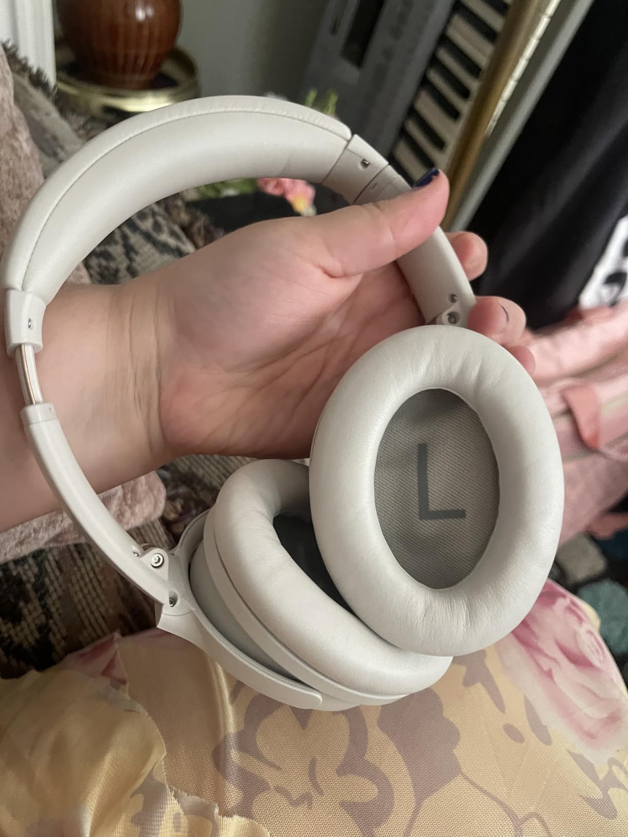 Bose QuietComfort Headphones - Wireless Bluetooth Headphones, Active Over Ear Noise Cancelling and Mic, USB-C Charging, Deep Bass, Up to 24 Hours of Playtime, Ice Blue - Limited Edition Color customer photo 2