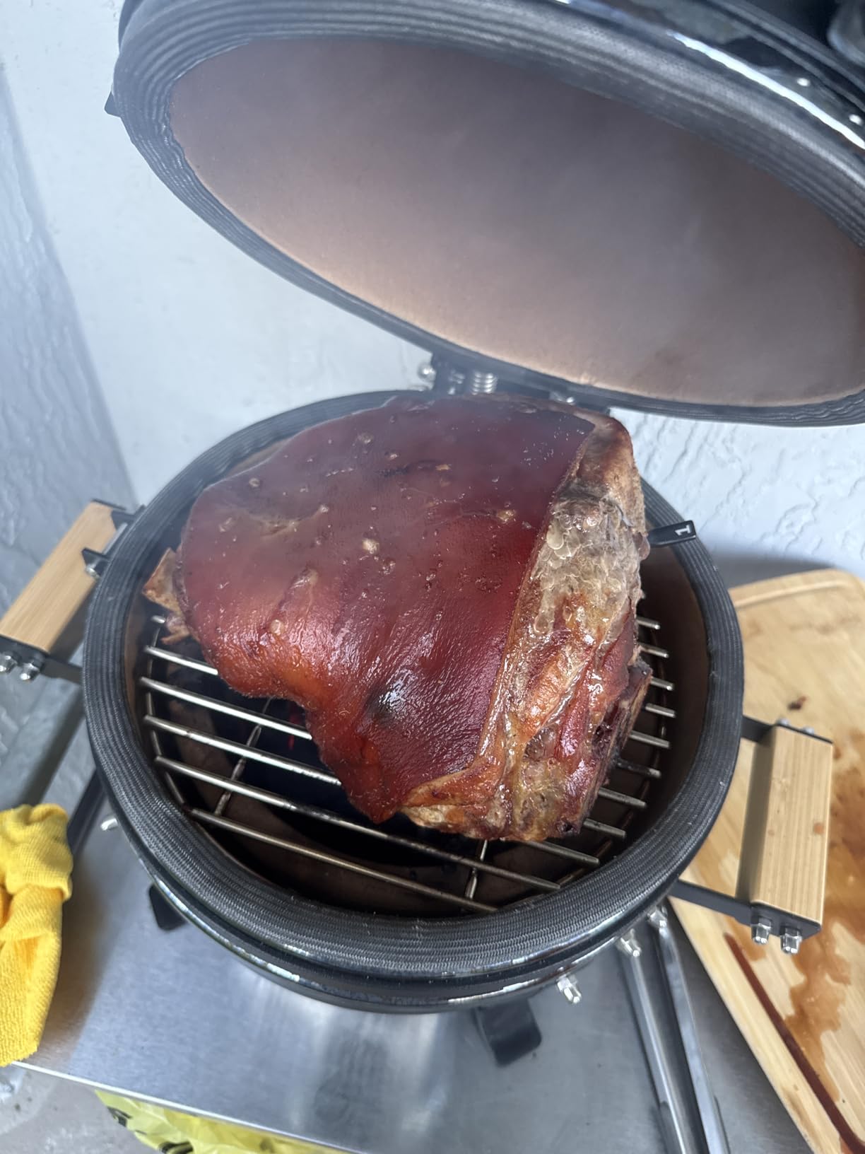 London Sunshine 13-Inch Ceramic Kamado Grill, Waterproof Vent Cap, Green customer photo 2