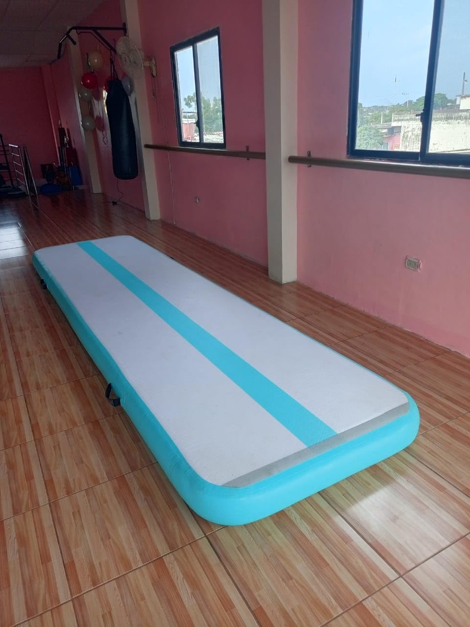 6.56/10/13/16/20 ft Air Tumble Track Mat for Gymnastics Training customer photo 1