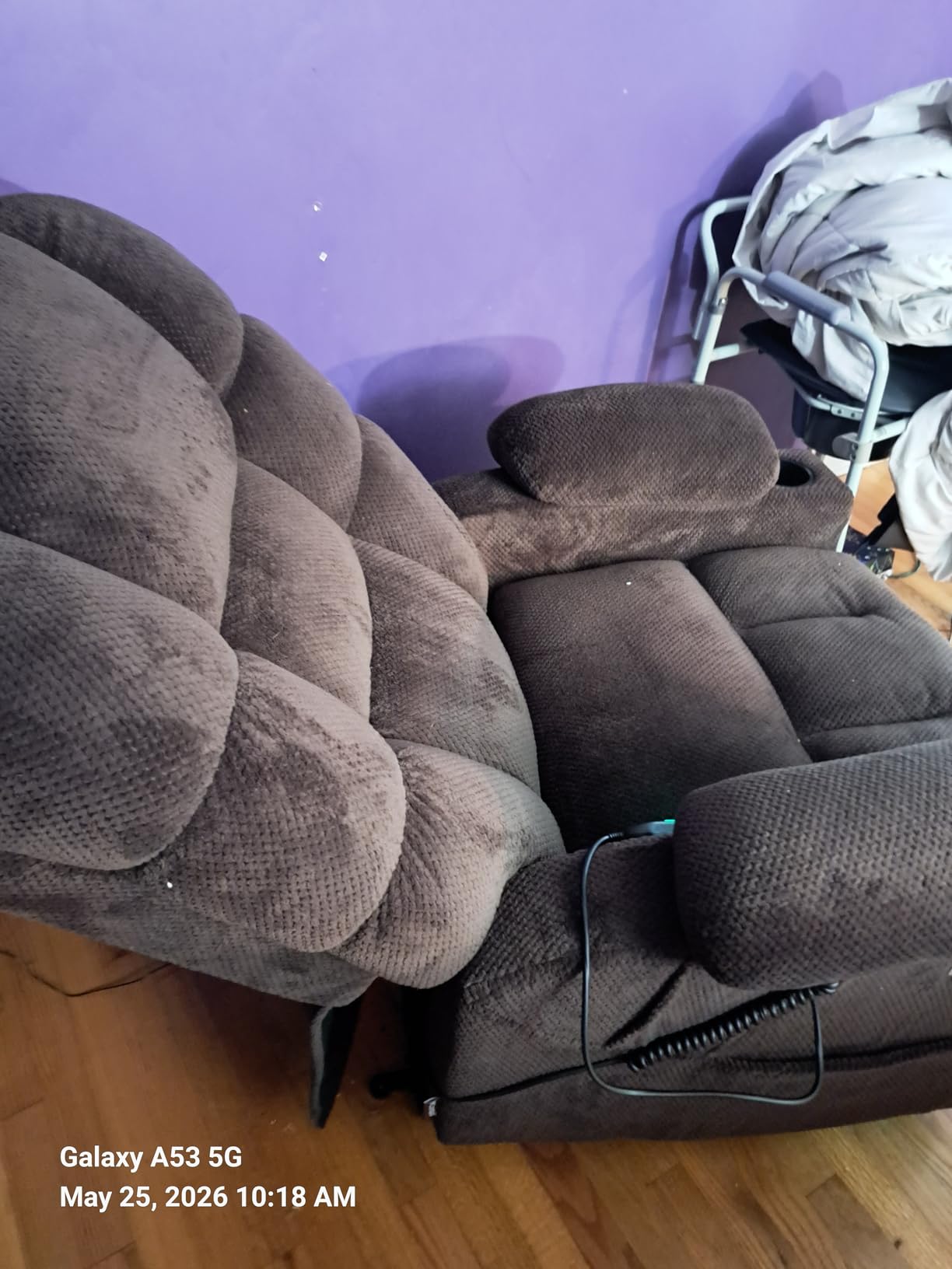 MCombo 3 Motor Lay Flat Power Lift Recliner for Elderly, Medium-Wide, R7524 customer photo 2