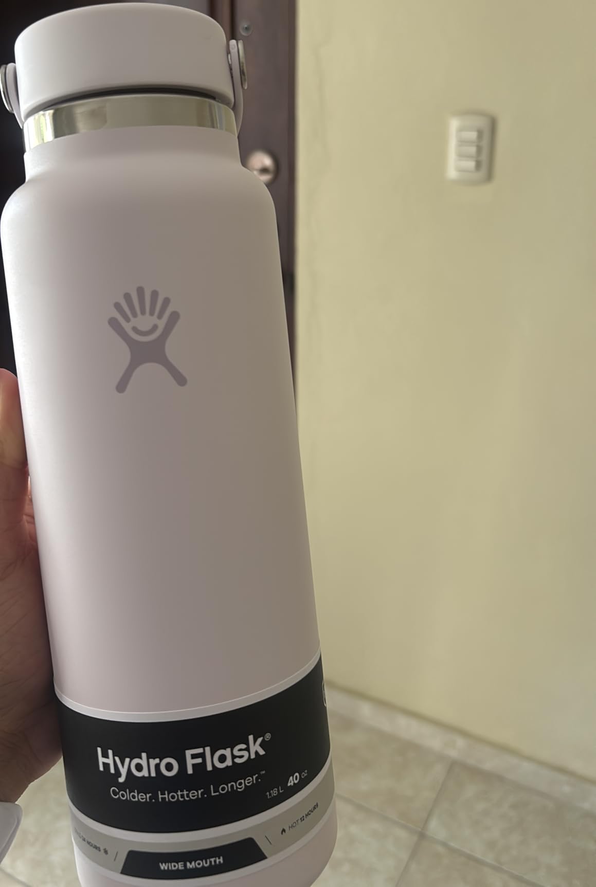 Hydro Flask Water Bottle - Insulated Stainless Steel - Wide Mouth Flex Lid, Non Spill, Leakproof and Refillable in 20 Oz Harbor Blue customer photo 1