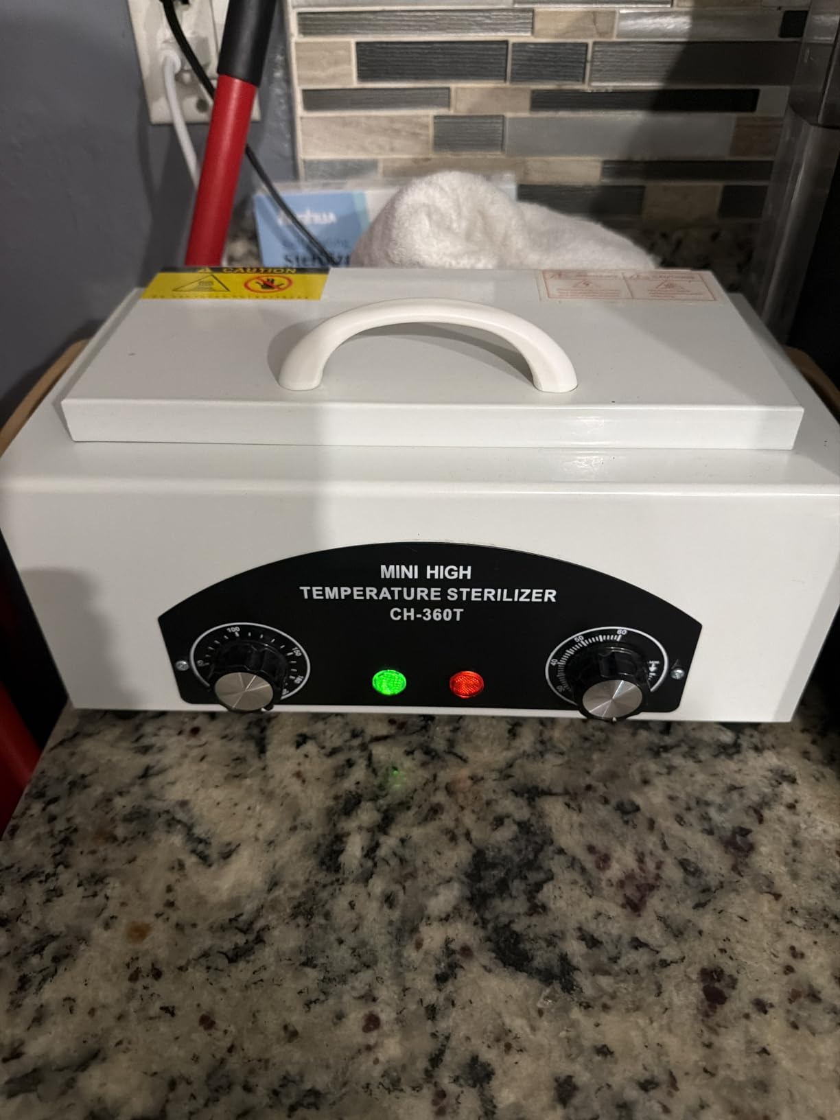 High-Temperature Cleaning Box for Metal Tools, 1.5L Capacity Dry Heat Nail Tool with Adjustable Timer 110V 300W, 122F-428F Cleaning Cabinet for Nail Salons, Dentals, Barbers & Home Use customer photo 1