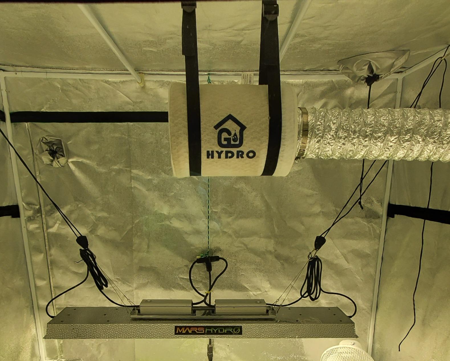 3x3 Grow Tent Kit Complete System with WiFi App Control, 1680D Oxford Canvas, Black, Indoor Plant Growing Enclosure customer photo 2
