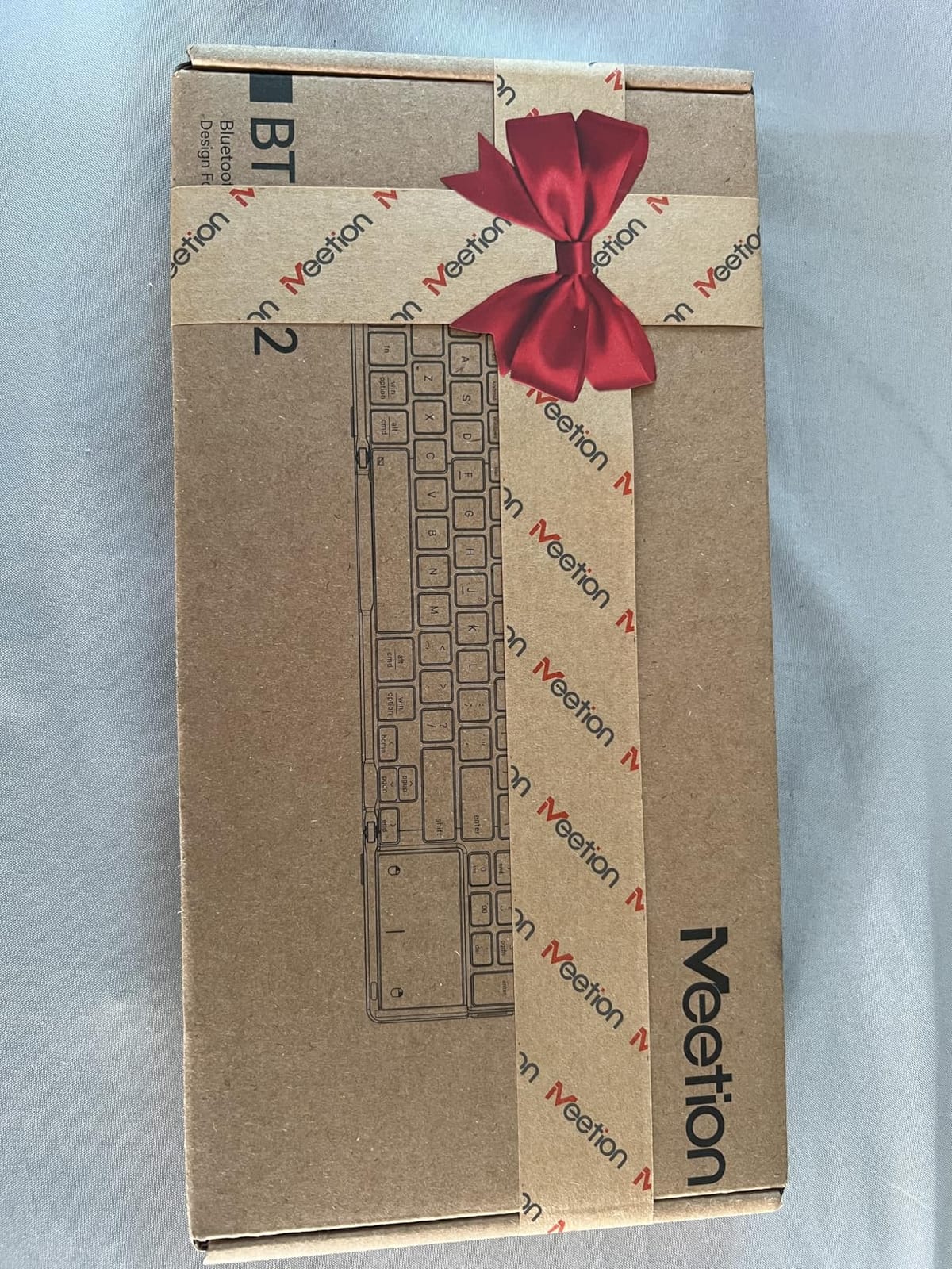 MEETION Foldable Keyboard with Touchpad, Bluetooth Keyboard, Numeric Keypad | Portable full-size folding keyboard with multi-device Bluetooth connection for Windows, Mac, iPad, Android tablets and phones customer photo 1