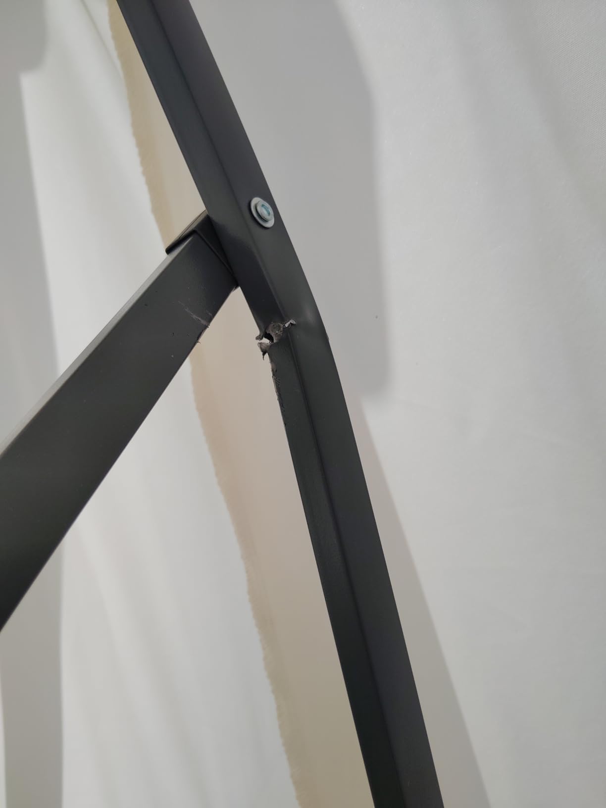 Tangkula 8x8 FT Solar Patio Umbrella with Base Included, Square Offset Cantilever Outdoor Umbrella with 360 Degree Rotation, 32 LED Lights, Crank Handle, 2 Sandbags, 8 Ribs, Air Vent for Pool Deck Garden Backyard customer photo 2