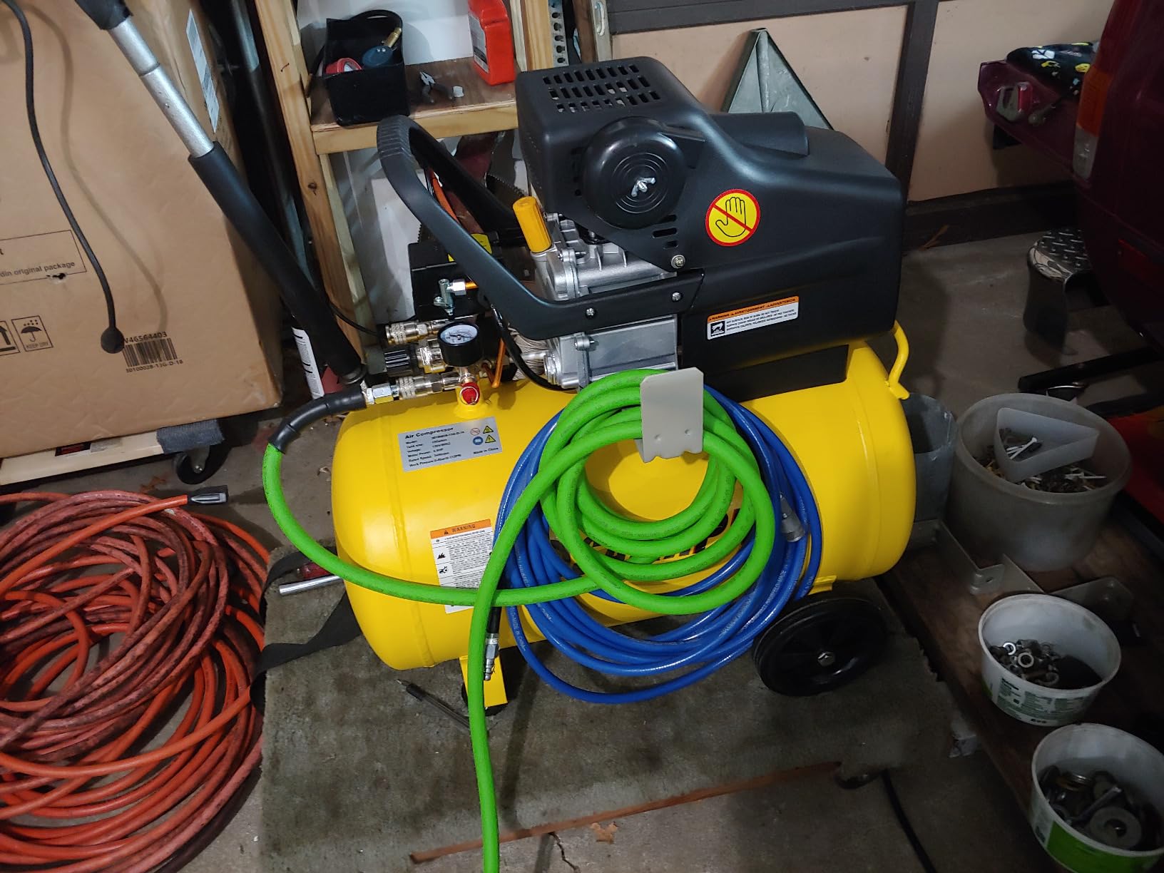 15 Gallon Portable Air Compressor, 3.7 HP, 6 CFM, 115 PSI customer photo 1