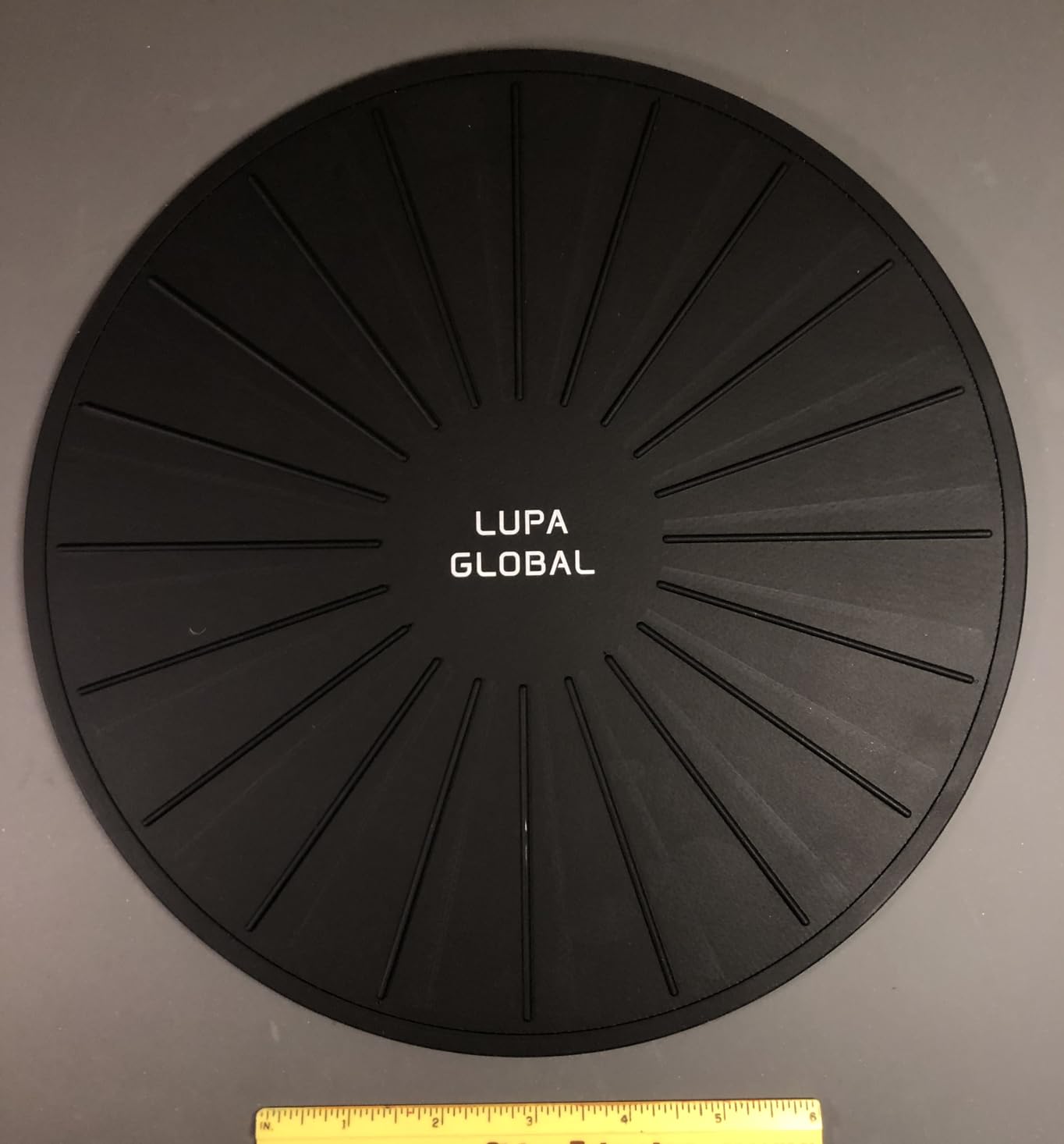 LUPA GLOBAL Induction Cooktop Protector - Induction Cooktop Silicone Stove Top Mat - Anti-Slip Mats to Keep Pots Stable and Protect Surfaces from Scratches (Small - 7.8 Inches) customer photo 2