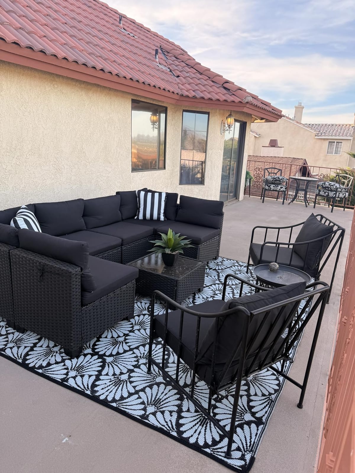 LOUVIXA 7 Piece Outdoor Patio Furniture Set, Outdoor Sectional Sofa, Wicker Rattan Patio Furniture, Patio Conversation Set with Coffee Table & Cushions customer photo 1