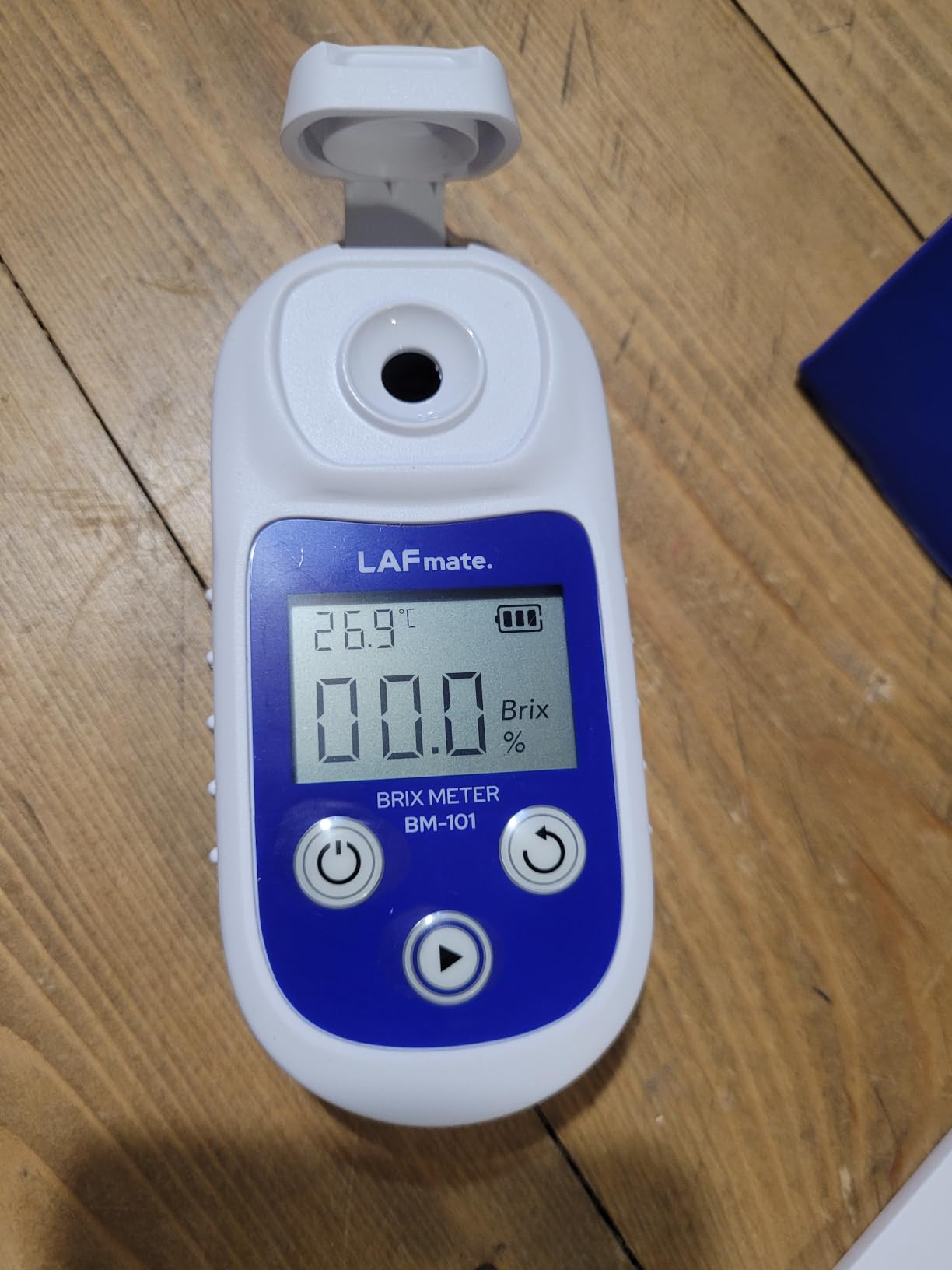 Digital Refractometer Range 0-55 BM101 Brix Refractometer ±0.2% Accuracy with ATC, IP65 Brix Meter for Juice, Wine Making & Coffee customer photo 2