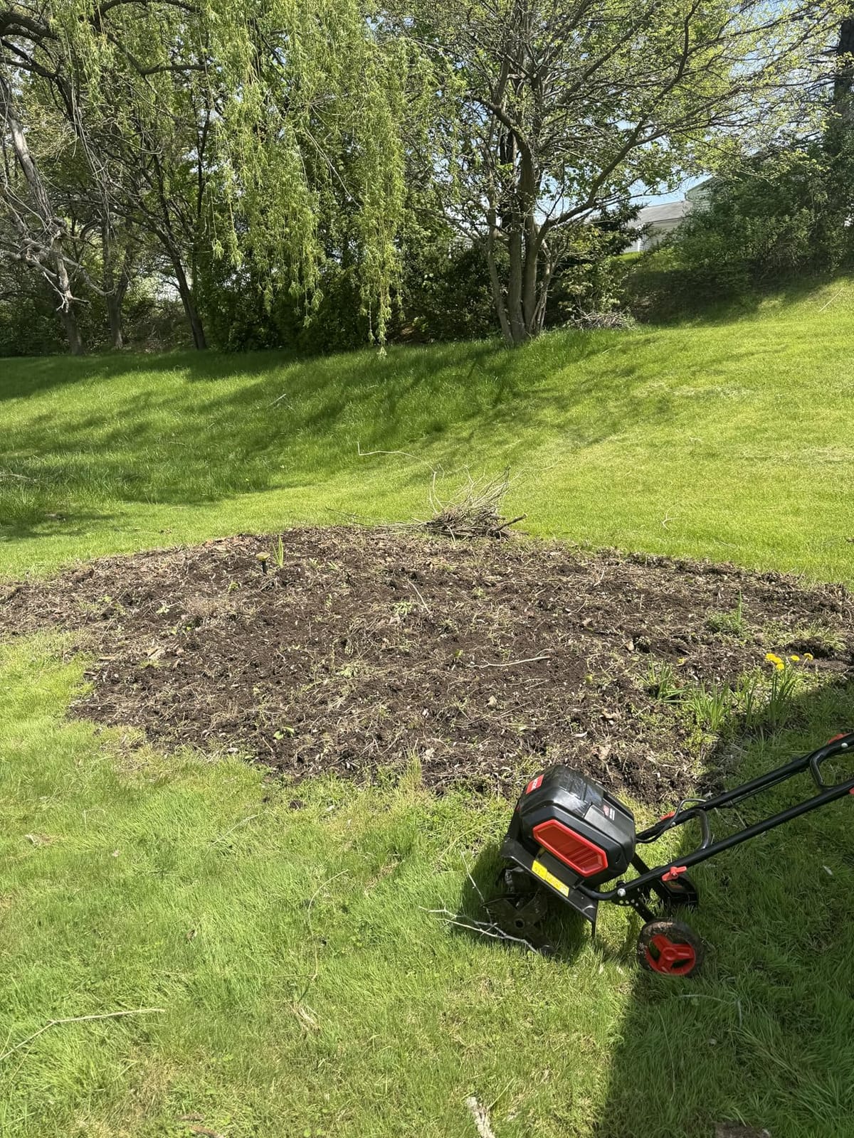 MZK 40V 12-Inch Cordless Garden Tiller Cultivator, 8.6-in Depth customer photo 1