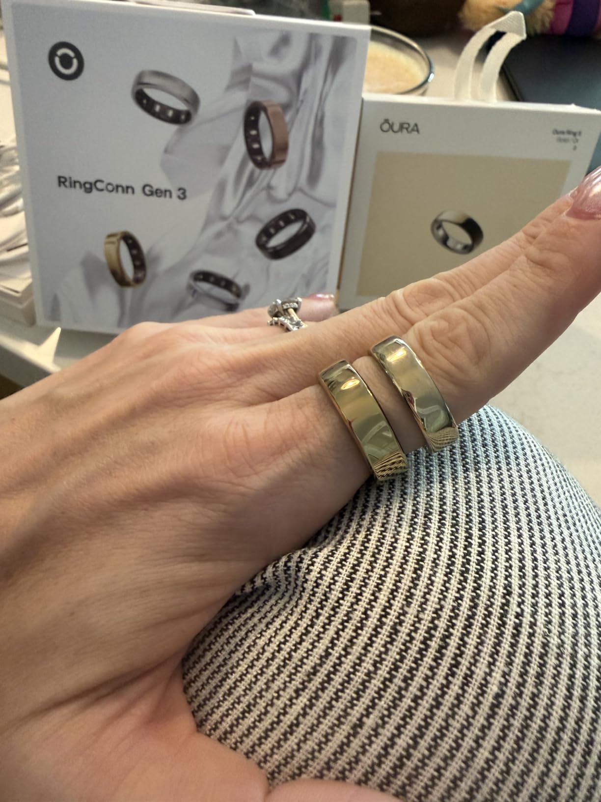RingConn Gen 3 Smart Ring - Vascular Trends(Size 7, Royal Gold) customer photo 2