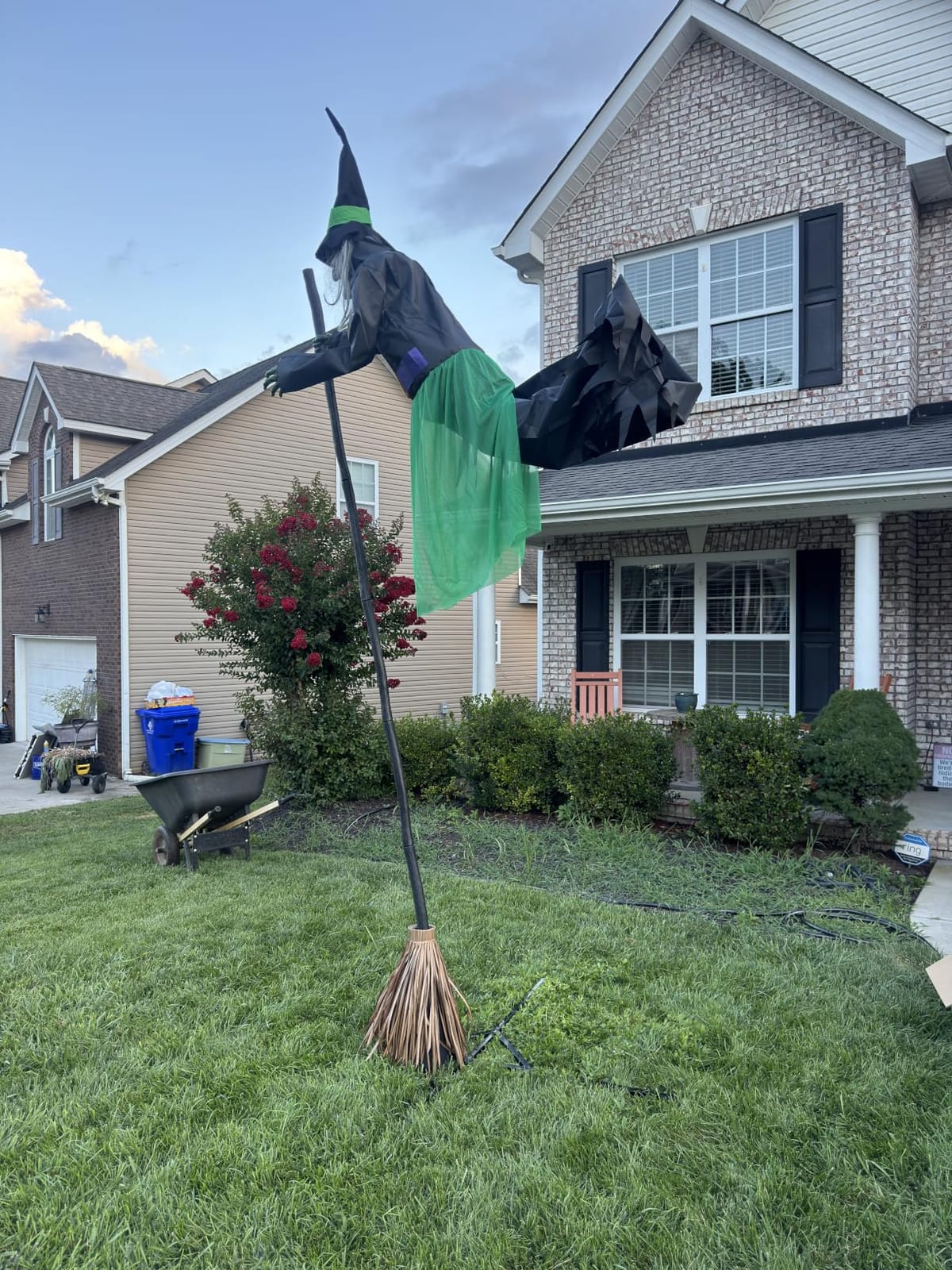 Halloween Decorations Outdoor - 11.5 Ft Animated Hovering Witch Animatronics - Sound & Touch Activated Sensor - Scary Decor Props for Home Outside Garden Yard Lawn Party Decoration customer photo 2