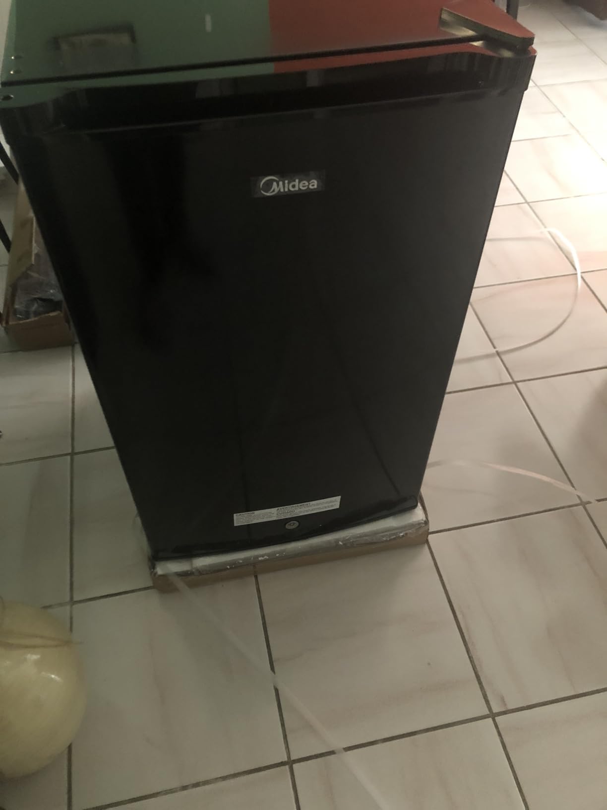 Midea 7.1 Cu.ft Upright Freezer, Fridge Freezer Convertible, Black | Large Capacity, 4 Adjustable Glass Shelves, Garage Ready, ADA Design customer photo 1