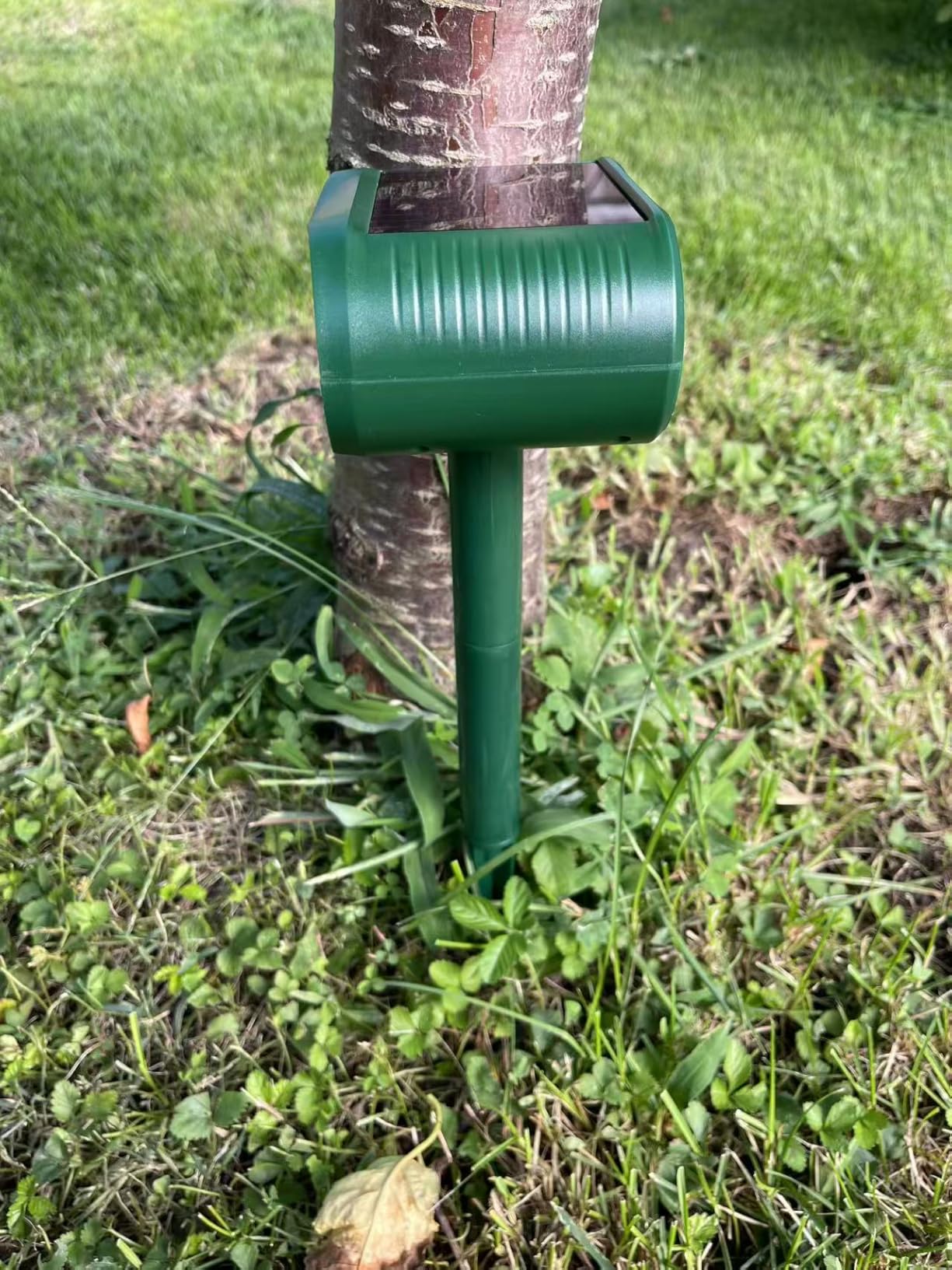 Enhanced Solar Ultrasonic Animal Repellent Outdoor for Yard, 4-Pack customer photo 1