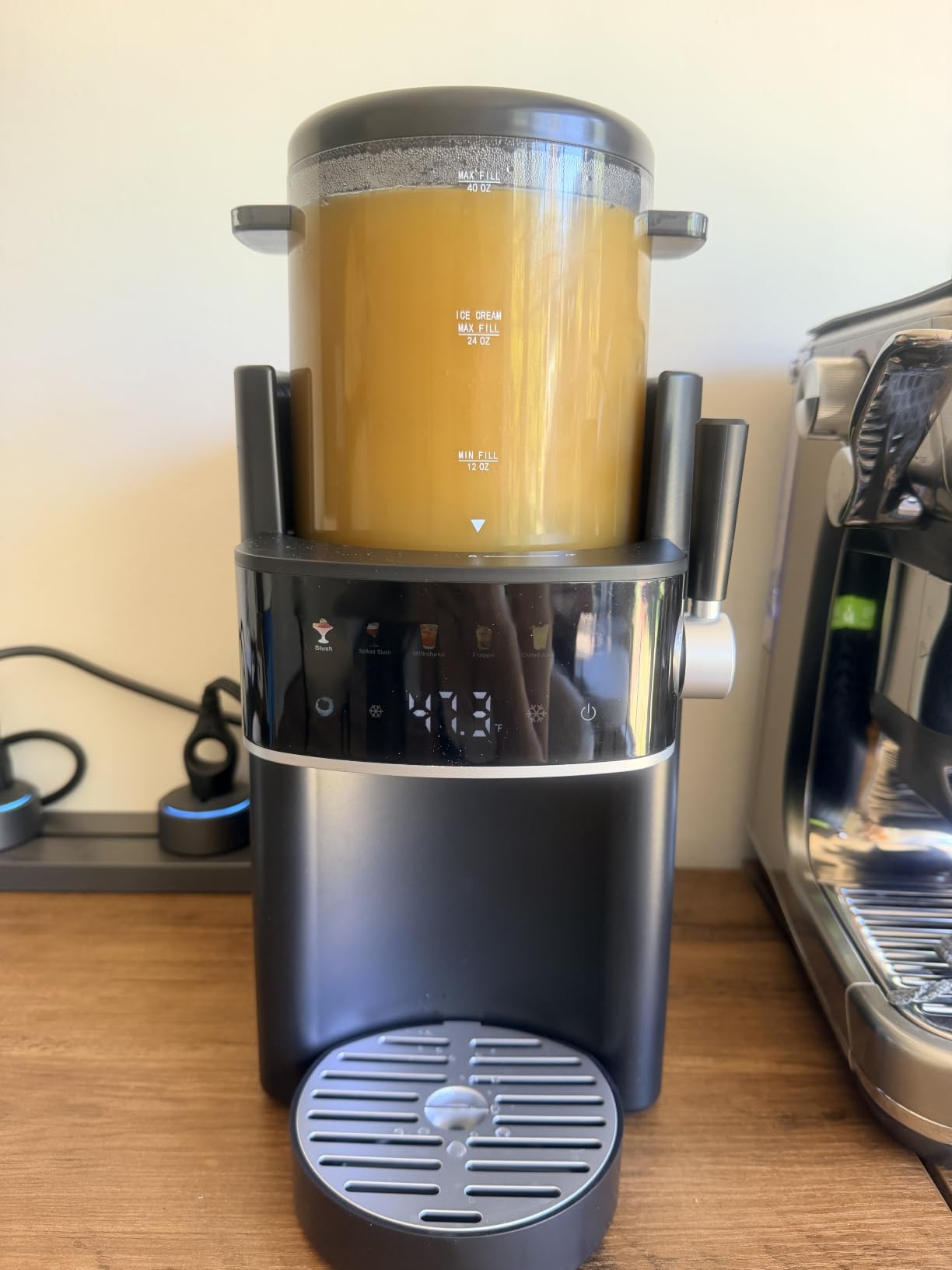 Slushie Machine for Home, Ice Cream Maker, 40OZ Capacity, Black | Slushy Margarita Frozen Drink Soft Serve Ice Cream Machine, 6 Preset, No Ice Needed, Fast Freeze, Temp Control, Easy to Clean customer photo 2