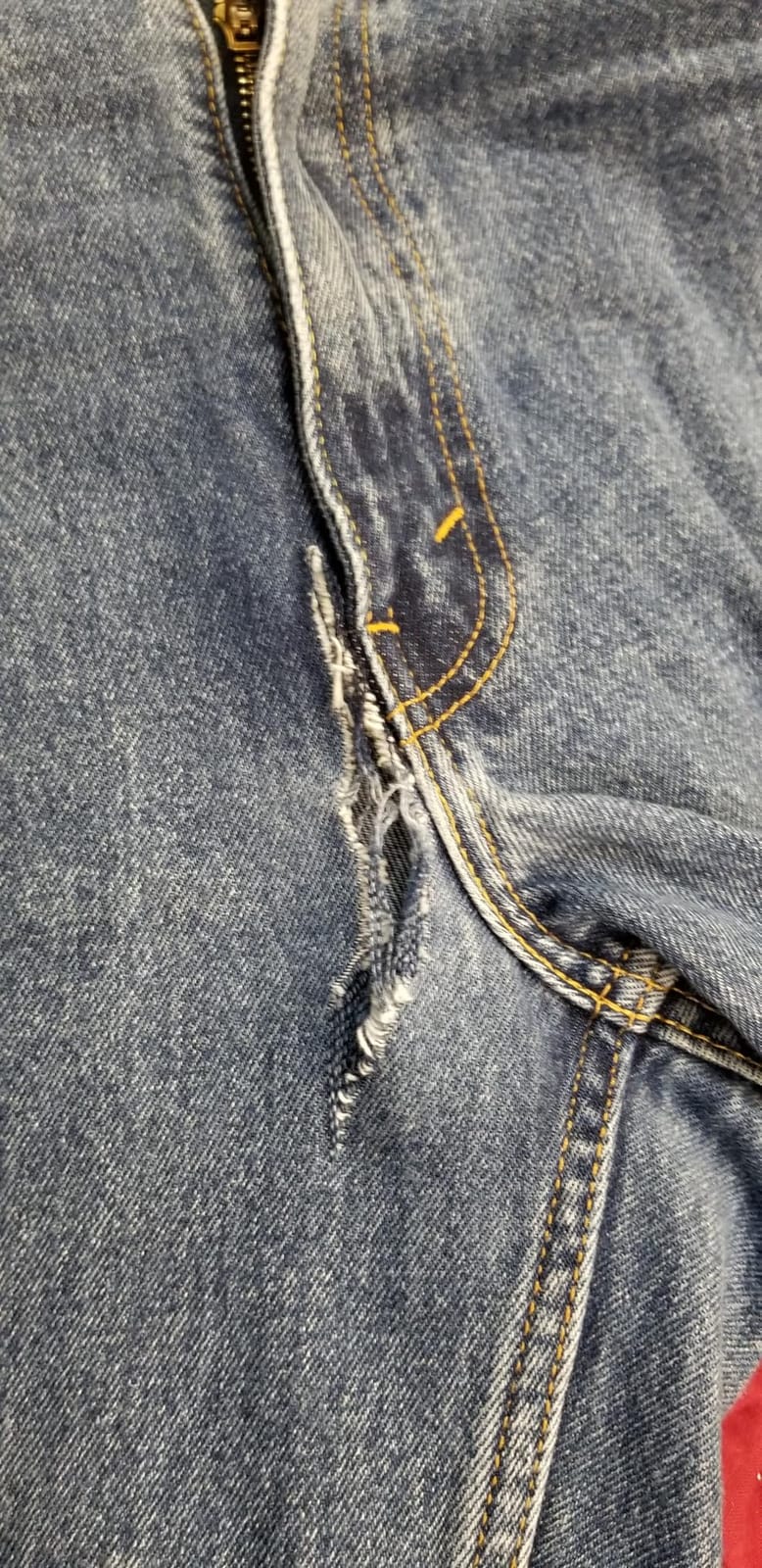 Levi's Men's 550 Relaxed Fit Jeans customer photo 2