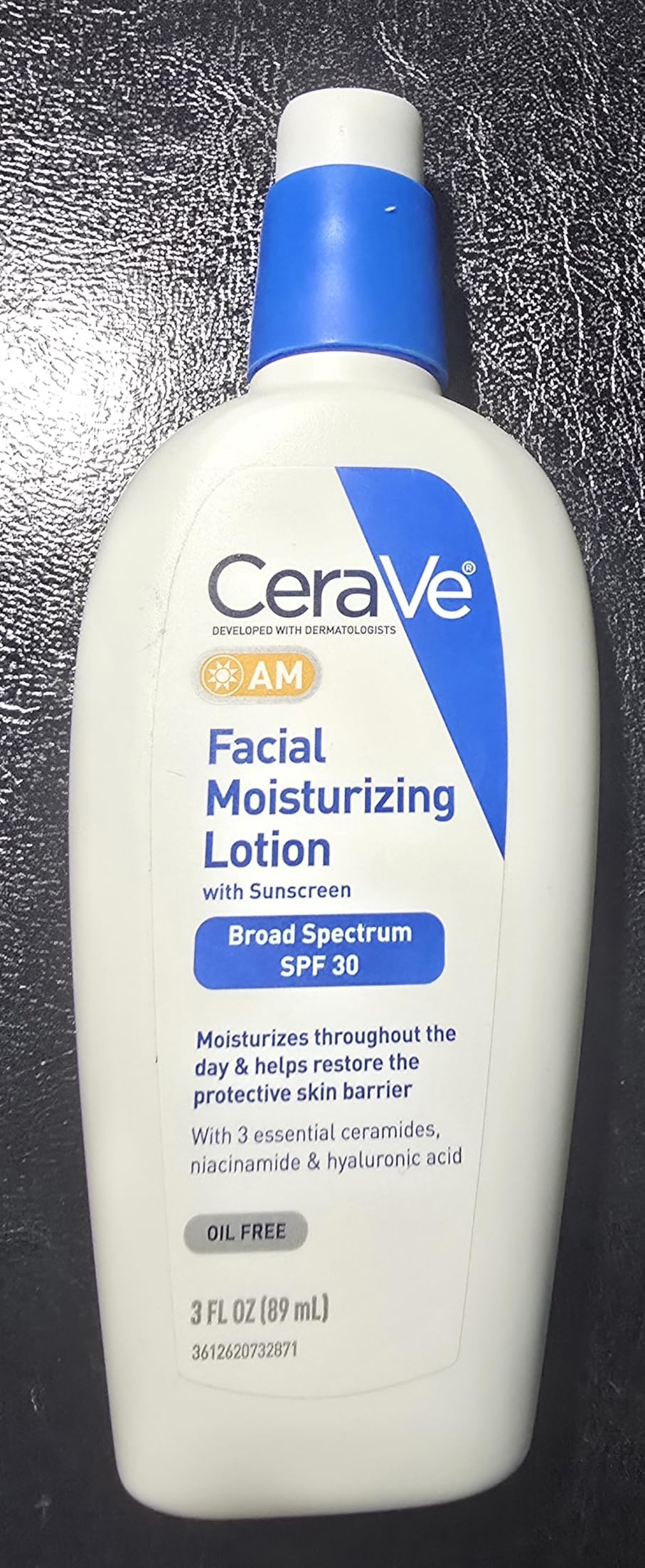 CeraVe AM Facial Daily Moisturizer, SPF 30 Face Sunscreen, 3oz customer photo 2