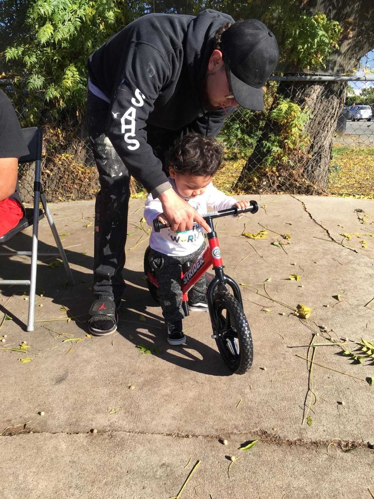 Strider 12” Classic Bike - No Pedal Balance Bicycle for Kids 1 to 3 Years - Includes Built-In Footrest, Handlebar Grips & Flat-Free Tires customer photo 2