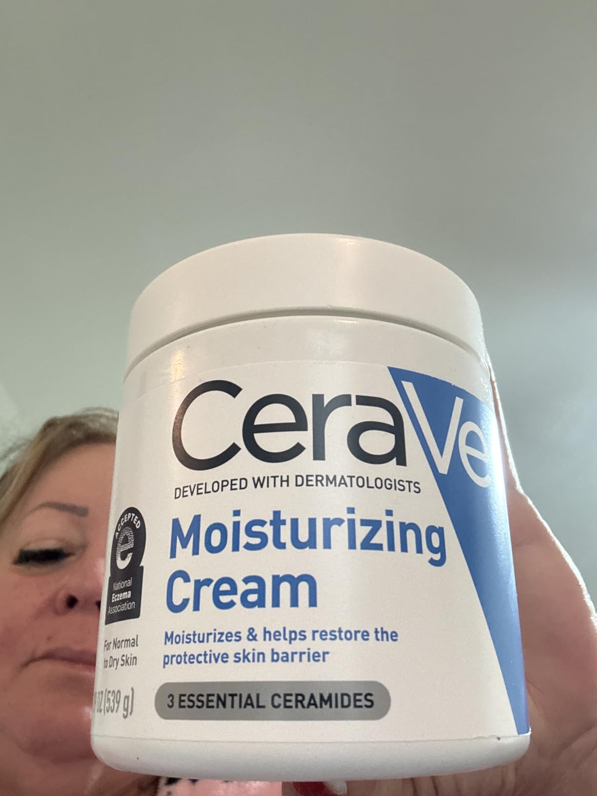 CeraVe Moisturizing Cream, Face & Body Moisturizer for Dry Skin, 19oz customer photo 2
