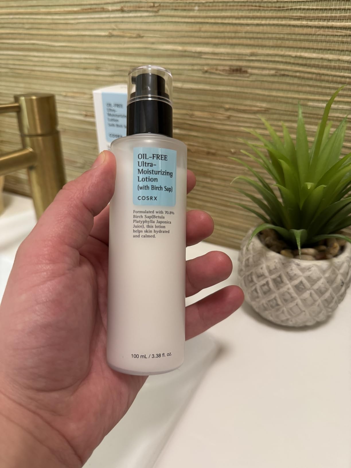 COSRX Oil Free Lotion with Birch Sap, Acne Facial Moisturizer, 3.38 fl oz customer photo 2