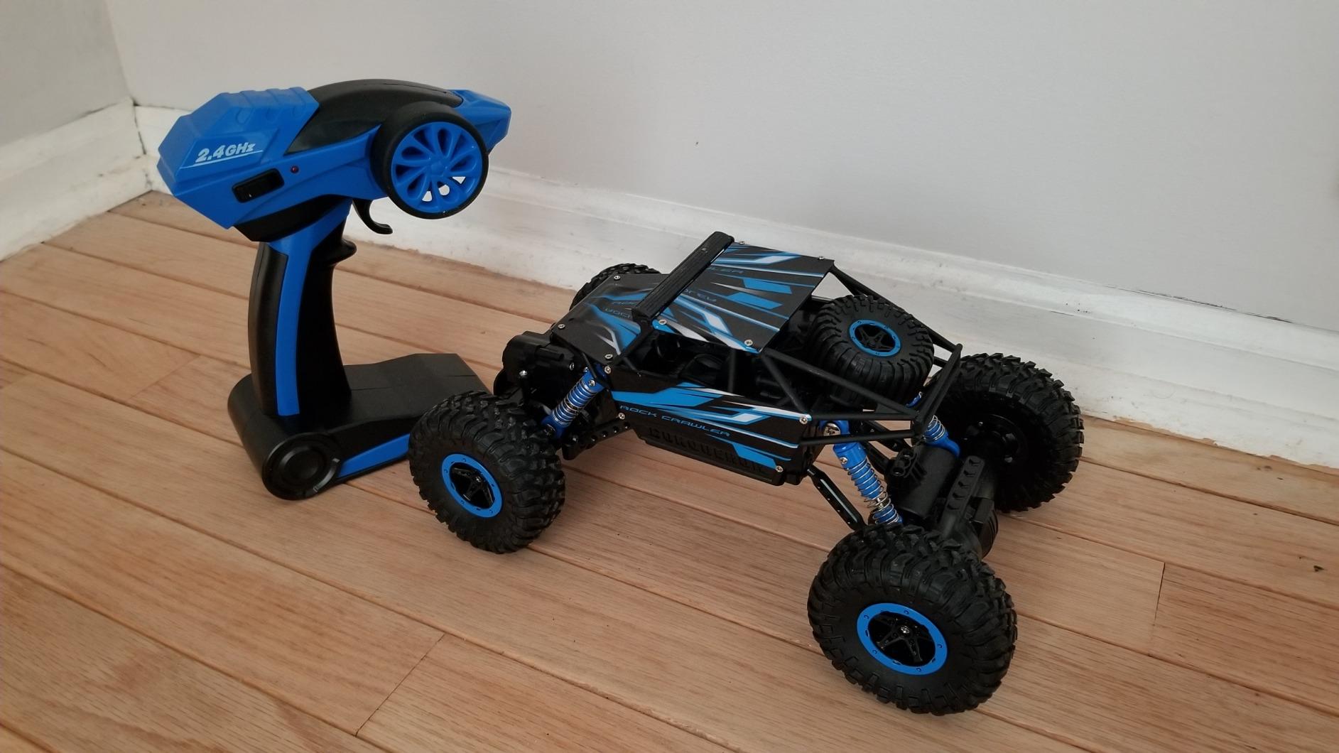 Cheerwing 1:18 Rock Crawler 2.4Ghz Remote Control Car 4WD Off Road RC Monster Truck 2 Battery (Blue) customer photo 1