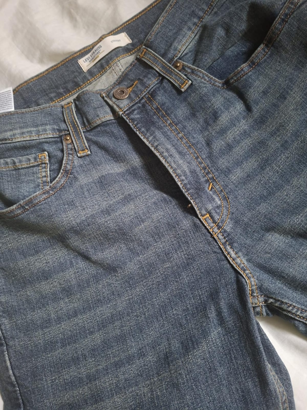 Levi Strauss Signature Gold Men's Straight Fit Jeans customer photo 1