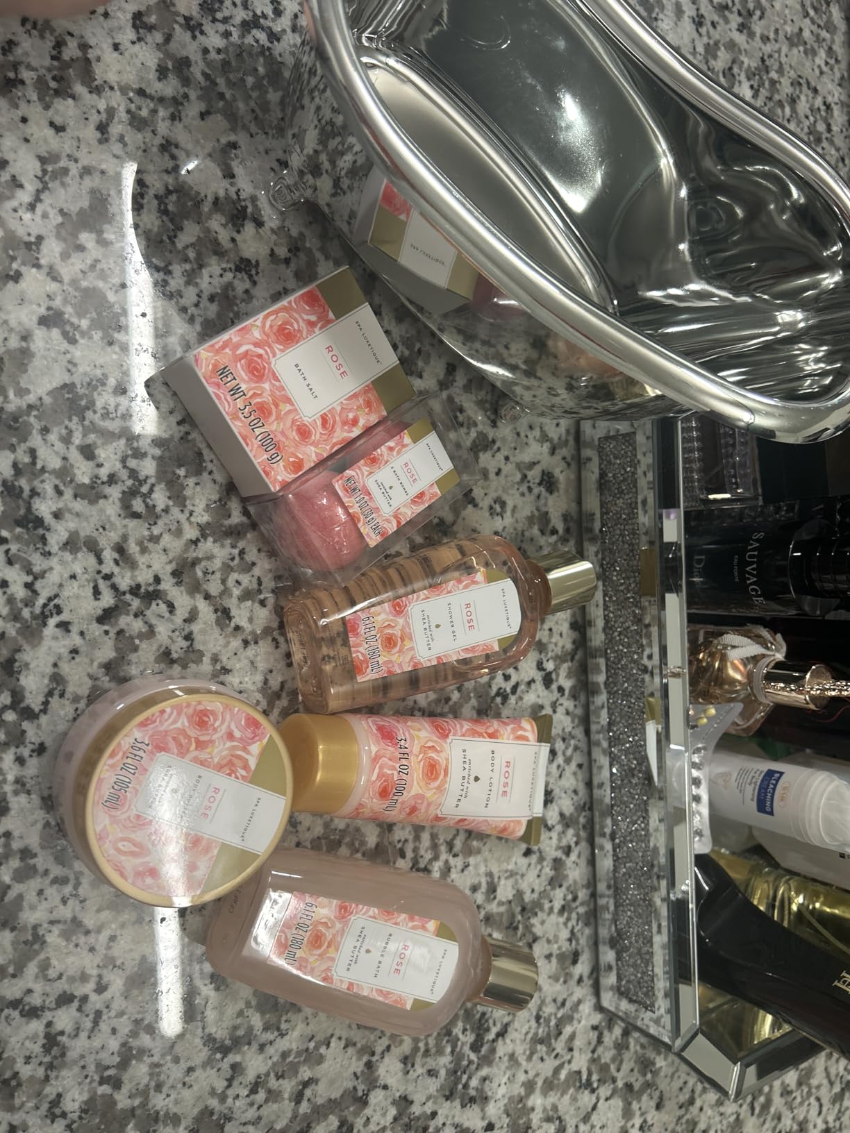 spa luxetique Gift Set for Women, Bath Sets for Women Gift, 8 Pcs Rose Spa Basket Includes Bubble Bath, Shower Gel, Body Lotion, Mom Birthday Gifts, Christmas Gifts for Her customer photo 2