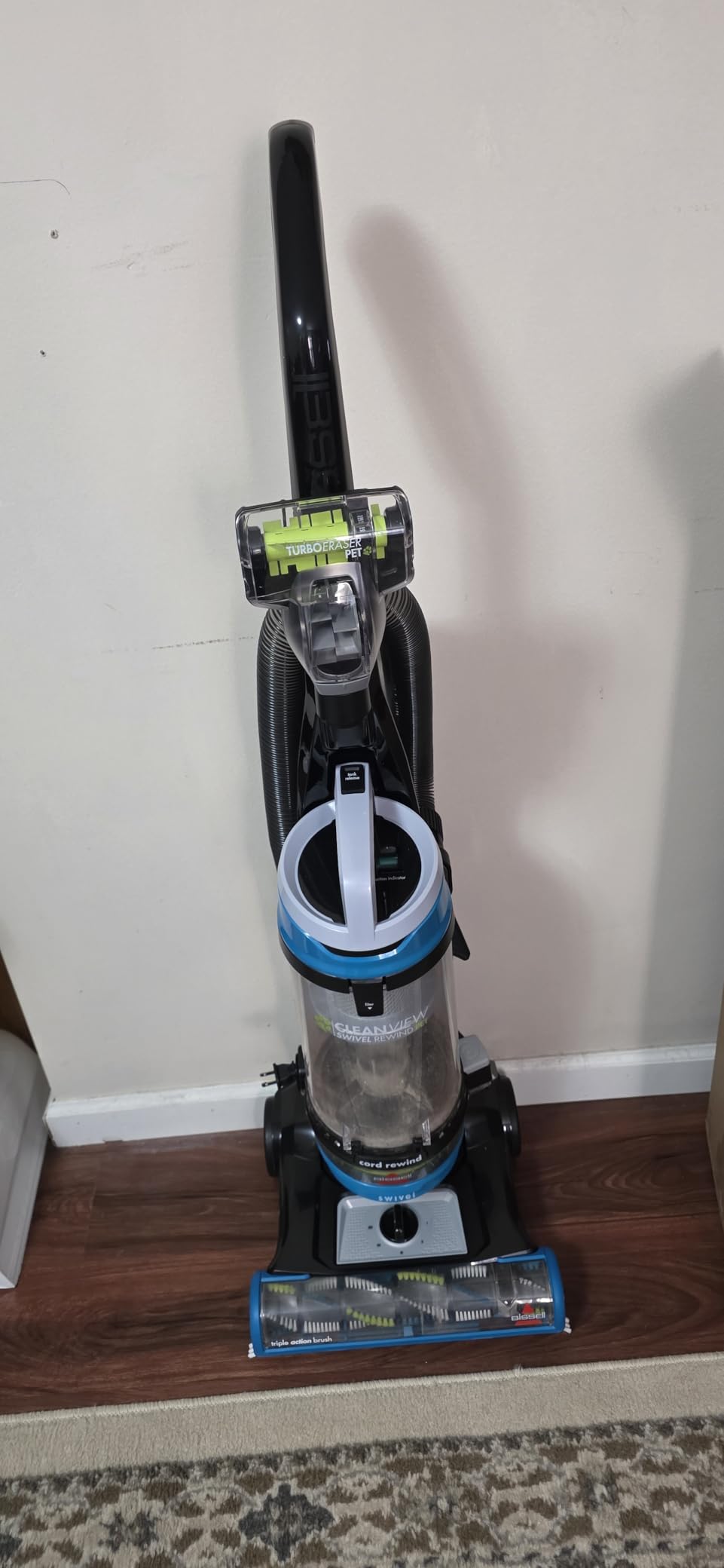 Bissell 2254 CleanView Swivel Rewind Pet Upright Bagless Vacuum, Automatic Cord Rewind, Swivel Steering, Powerful Pet Hair Pickup, Specialized Pet Tools, Large Capacity Dirt Tank, Teal customer photo 2