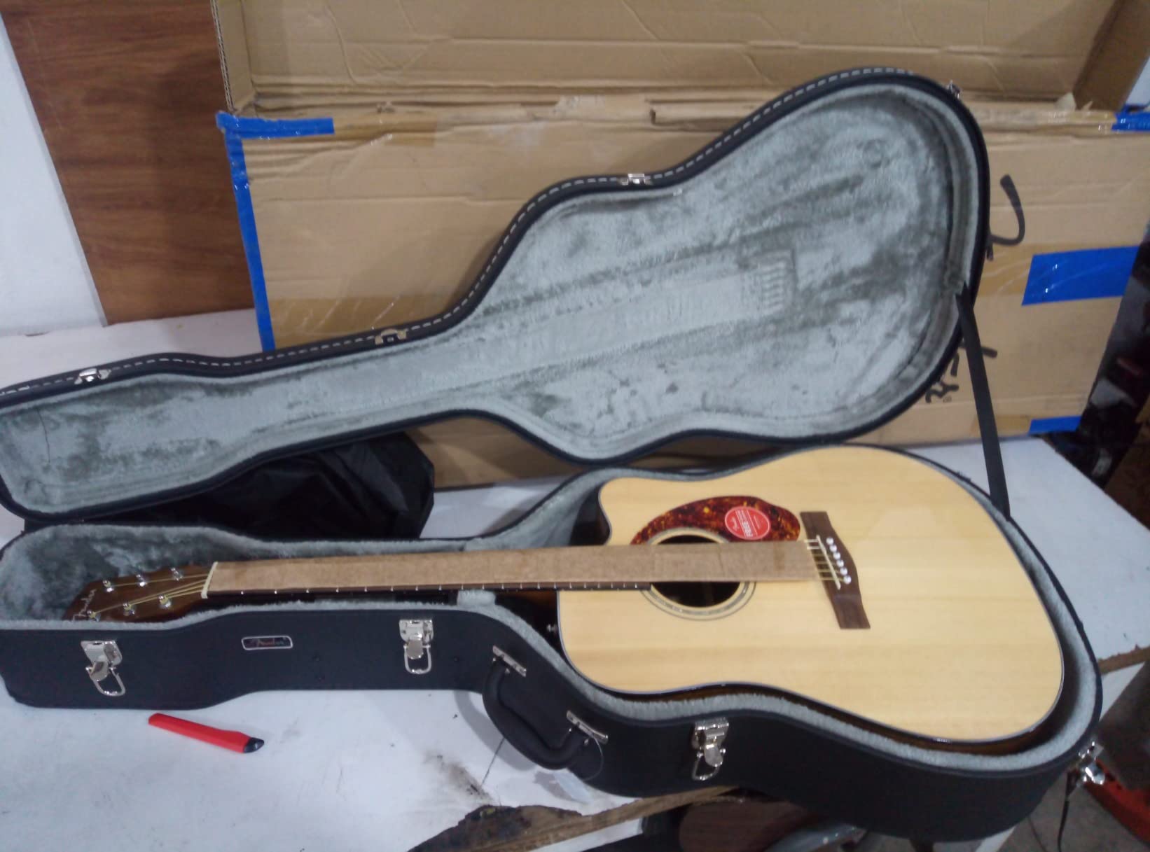 Fender CD-140SCE Acoustic Electric Guitar, Dreadnought, with Case, Mahogany customer photo 1