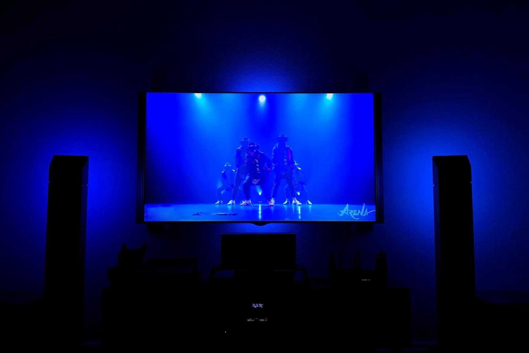 Philips Hue Play Smart Light Bar Base Kit, 2-Pack, Black customer photo 1
