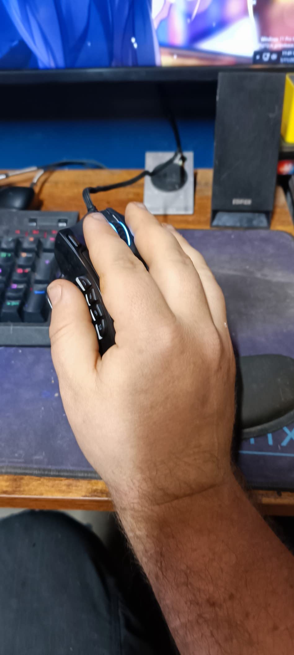 Redragon M908 Wired MMO RGB Gaming Mouse 12400 DPI Remapping Keys customer photo 2