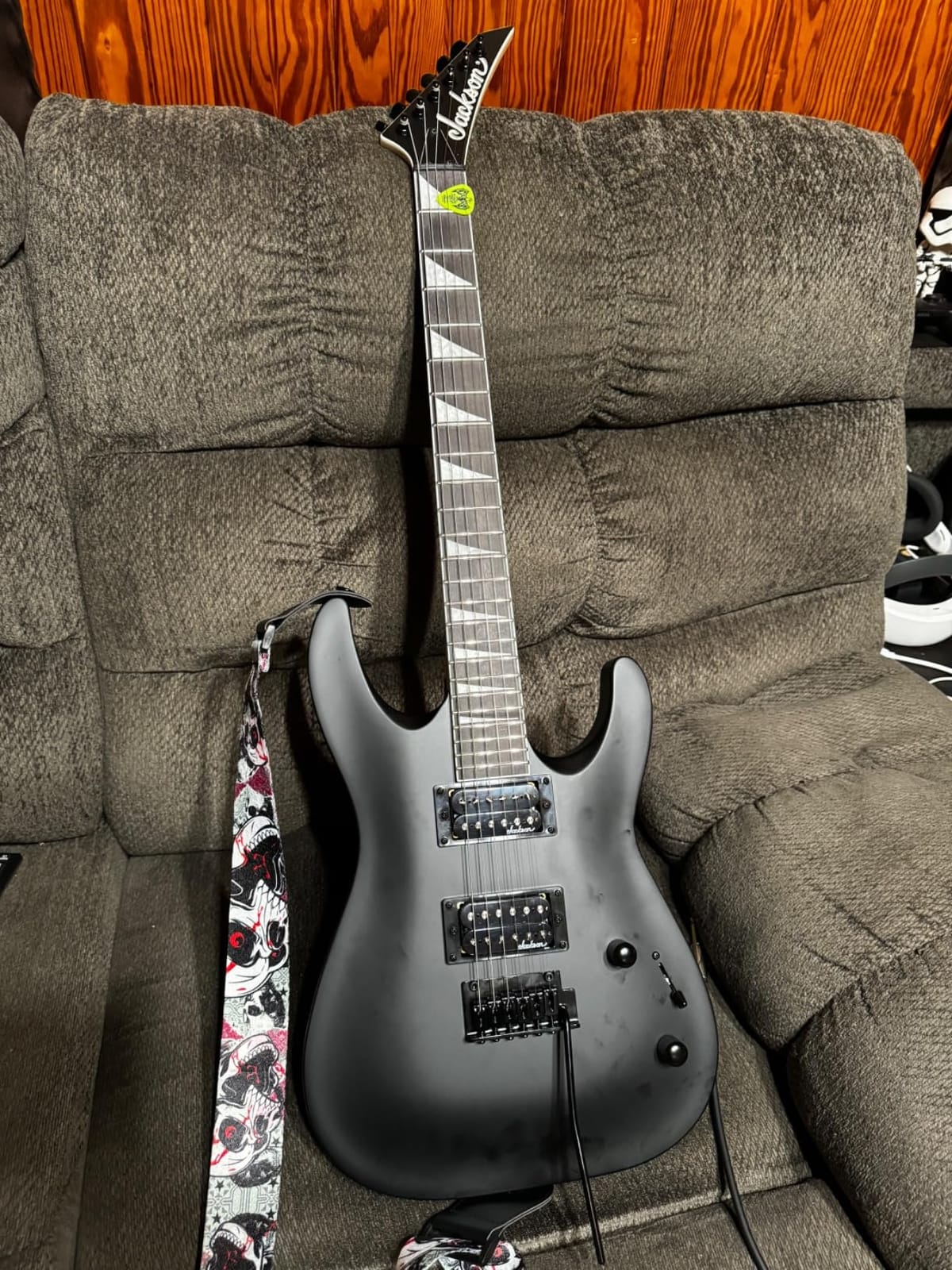 Jackson JS Series Dinky Arch Top JS22 DKA - Satin Black customer photo 1