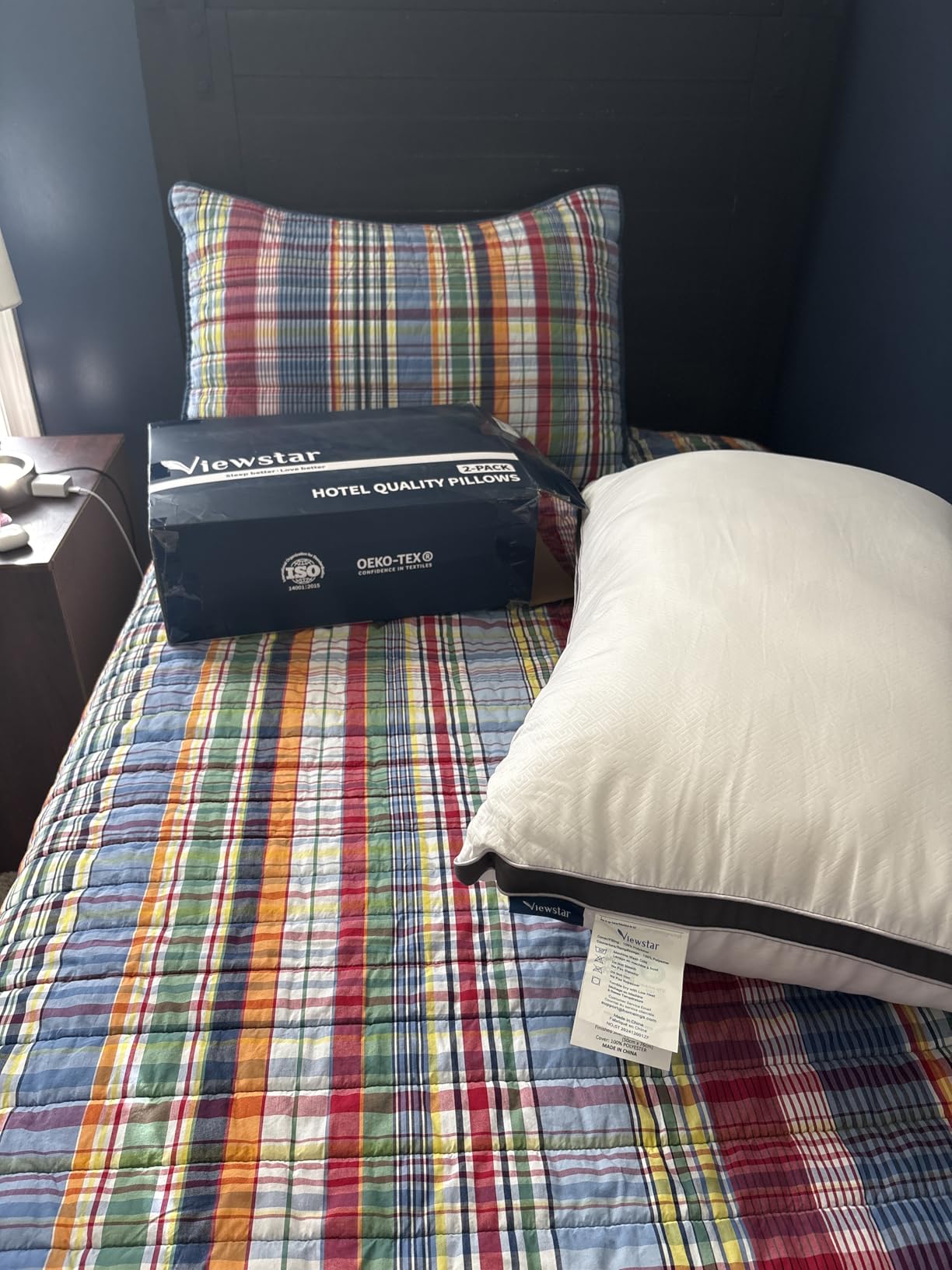 viewstar Pillows Queen Size Set of 2, Firm Support Bedding, White customer photo 2
