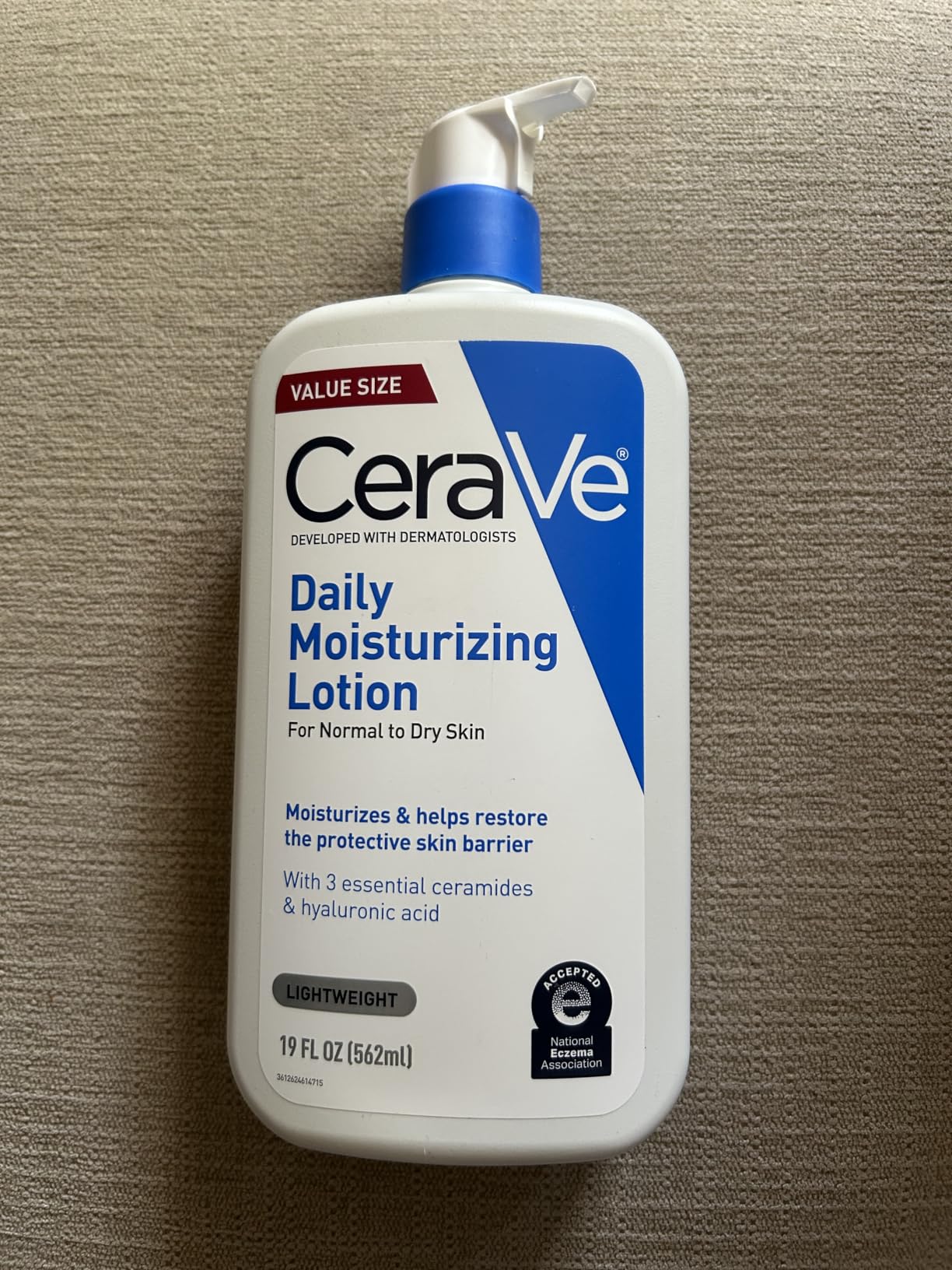 CeraVe Daily Moisturizing Lotion, Face and Body Lotion, Skin care, 19oz customer photo 2
