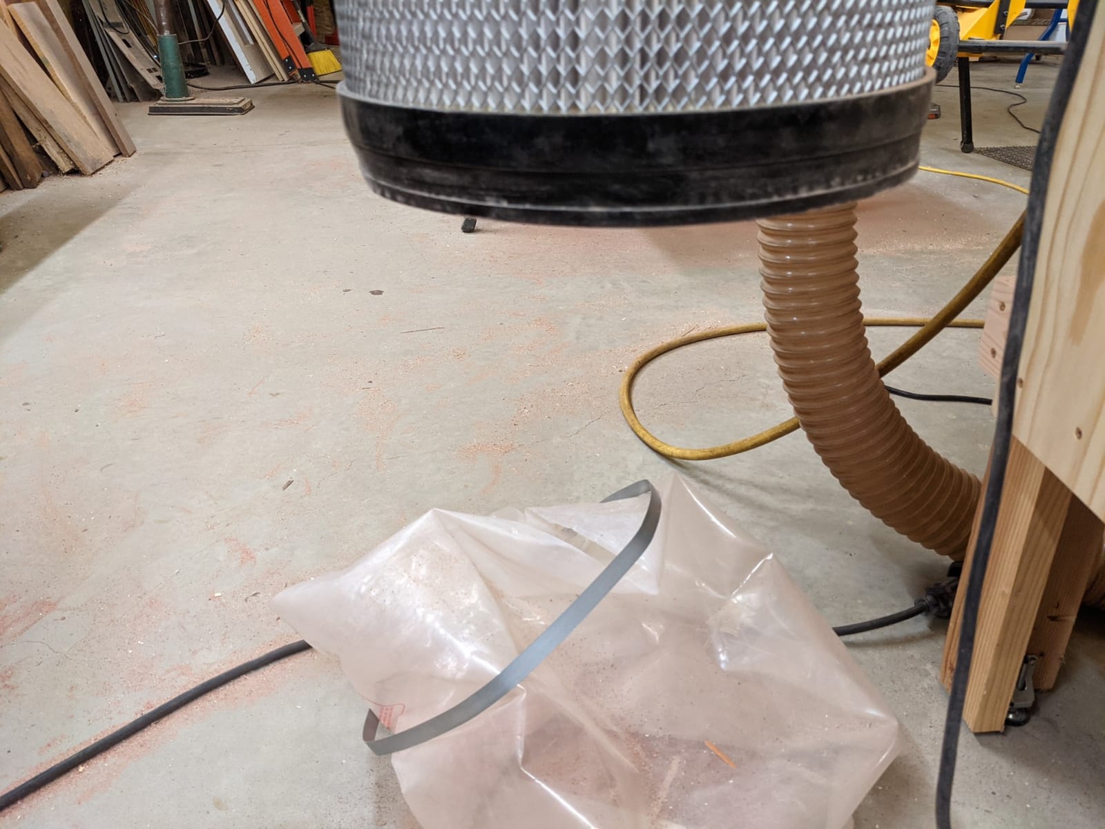 Grizzly Industrial G0785-1 HP Wall-Mount Dust Collector with Canister Filter customer photo 2