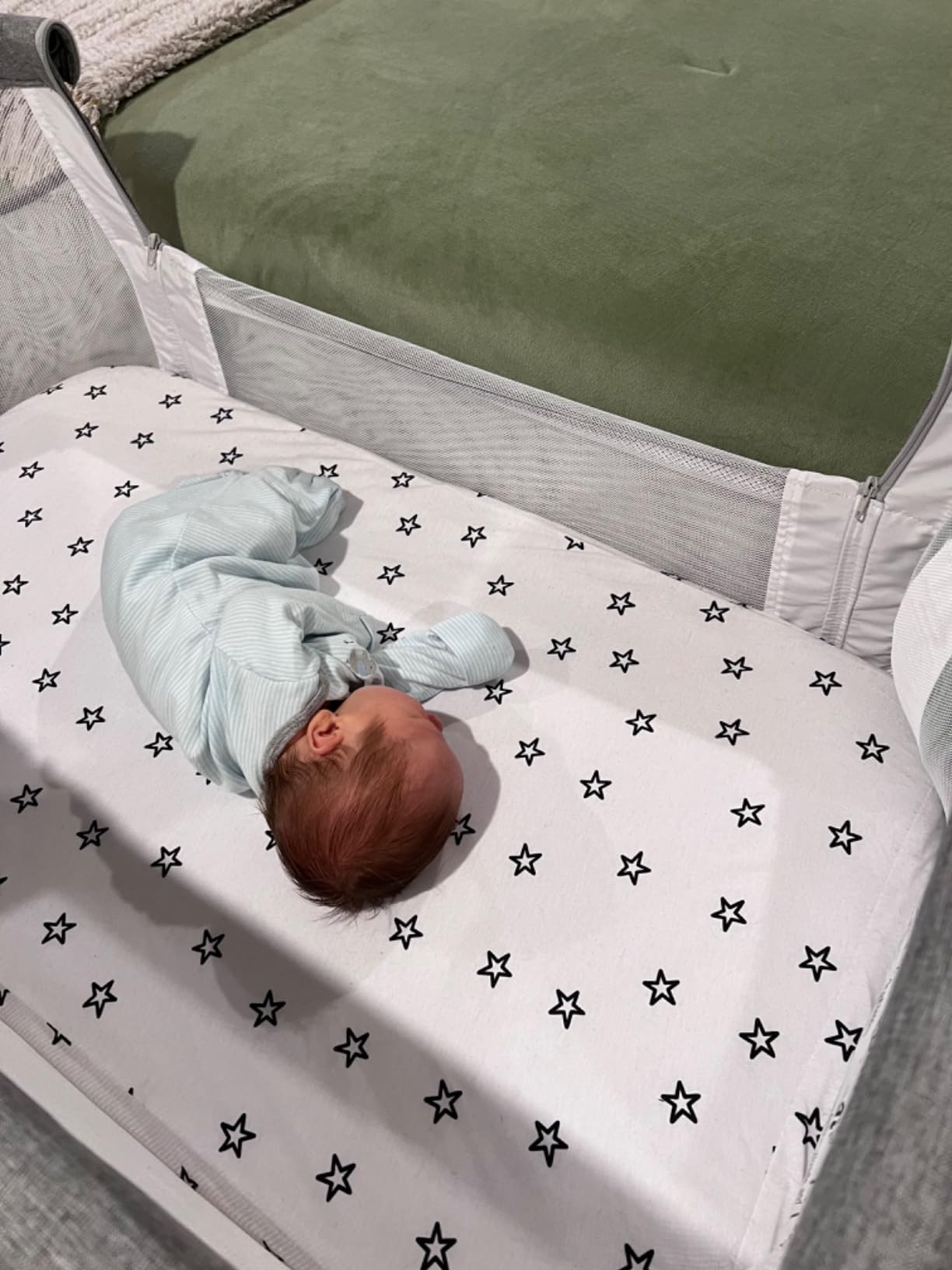Milliard Baby Bedside Bassinet Sleeper, Bassinet for Newborn with Plush Mattress, Mesh Breathable, Adjustable Side Sleeper Portable Crib for Infant customer photo 2