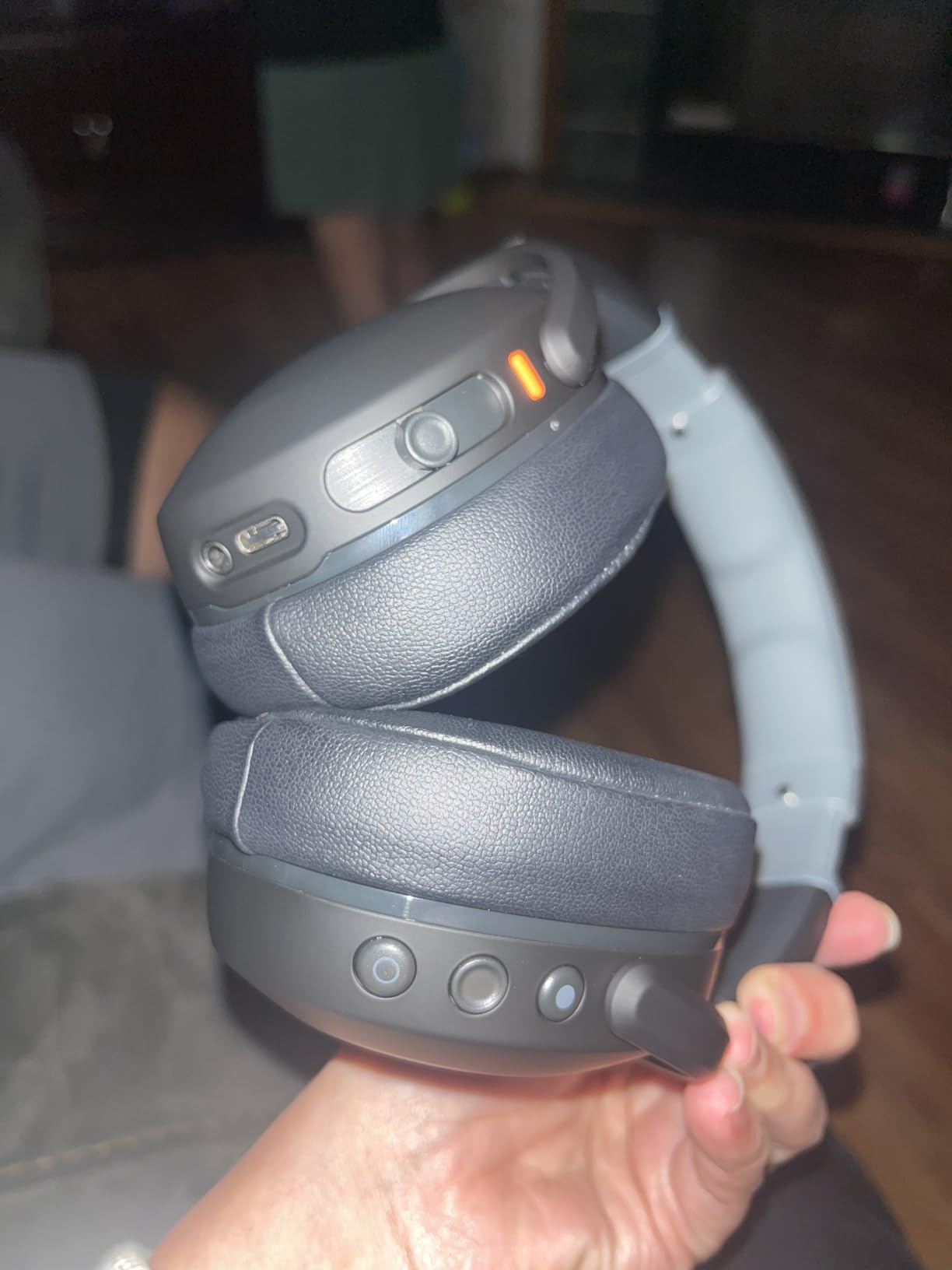 Skullcandy Crusher Evo Wireless Multi-Sensory Bass Headphones - Chill Grey customer photo 2