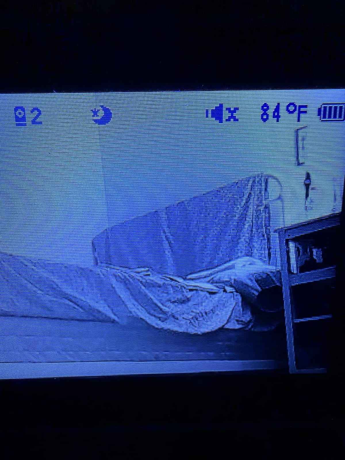 VTech Baby Monitor No WiFi – 19Hr Video Battery, 1000ft Range, Night Vision, Two-Way Talk, Temperature Sensor, Sound-Activated Screen, Lullabies | VM819 customer photo 1