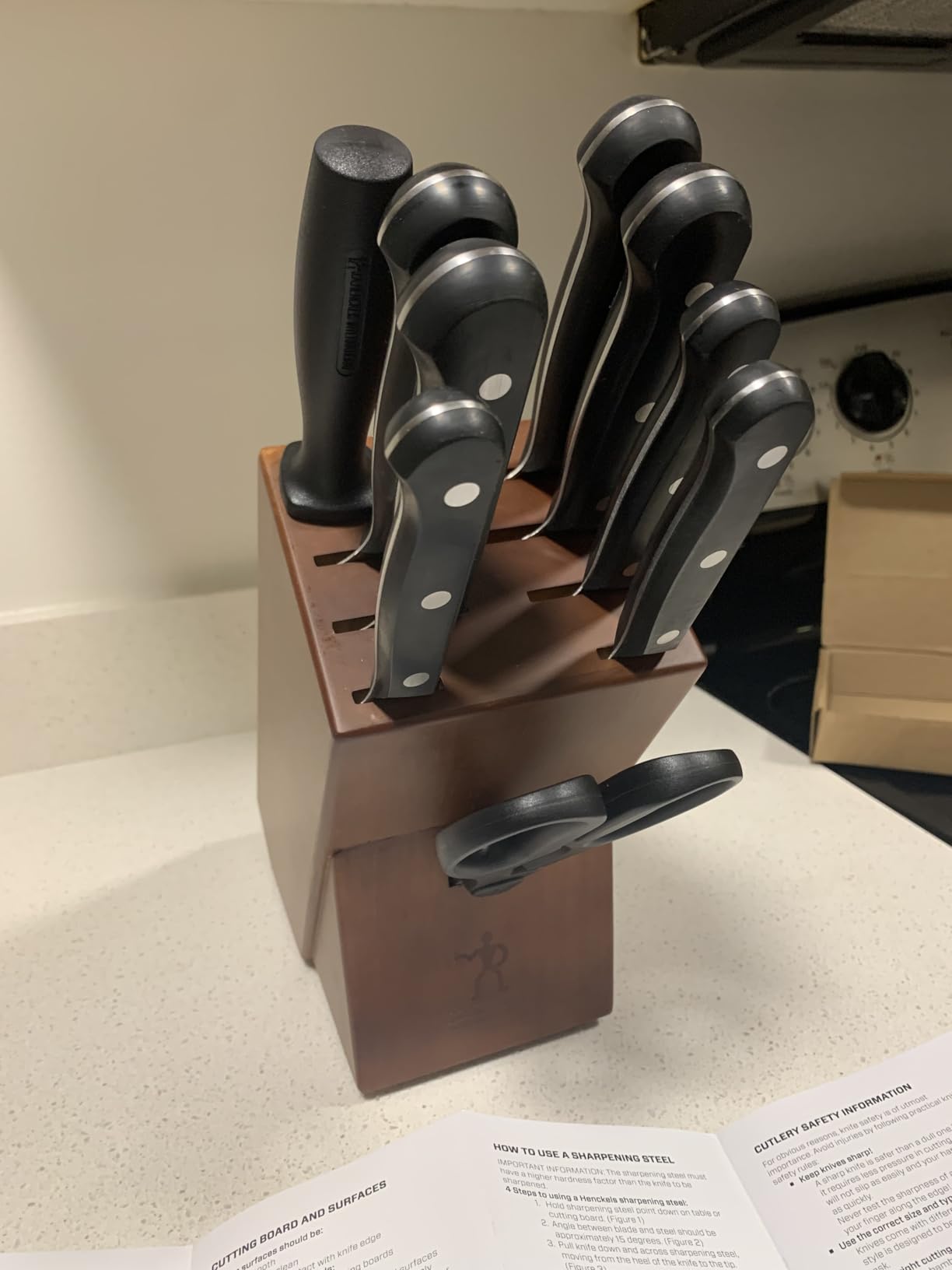 Henckels Solution 7-Pc Knife Set, Razor-Sharp, German Engineered customer photo 1