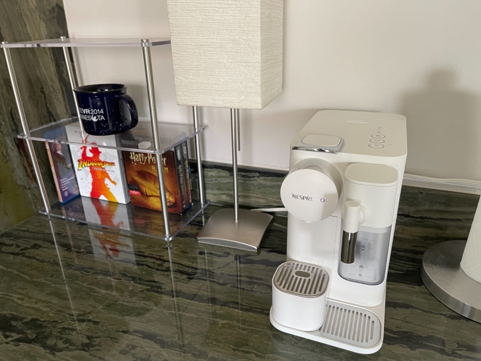 Nespresso Lattissima One Original Espresso Machine with Milk Frother by De'Longhi, Silky White customer photo 2