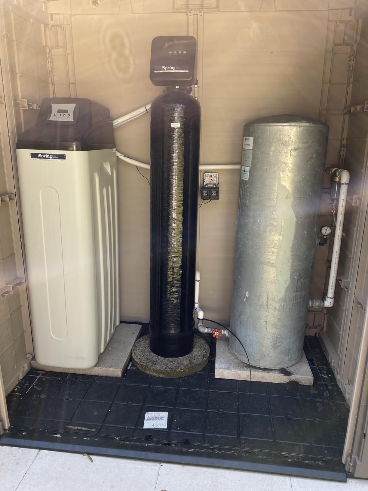 iSpring WCS45KG 45,000 Grains Whole House Water Softener, One-Tank Design customer photo 1